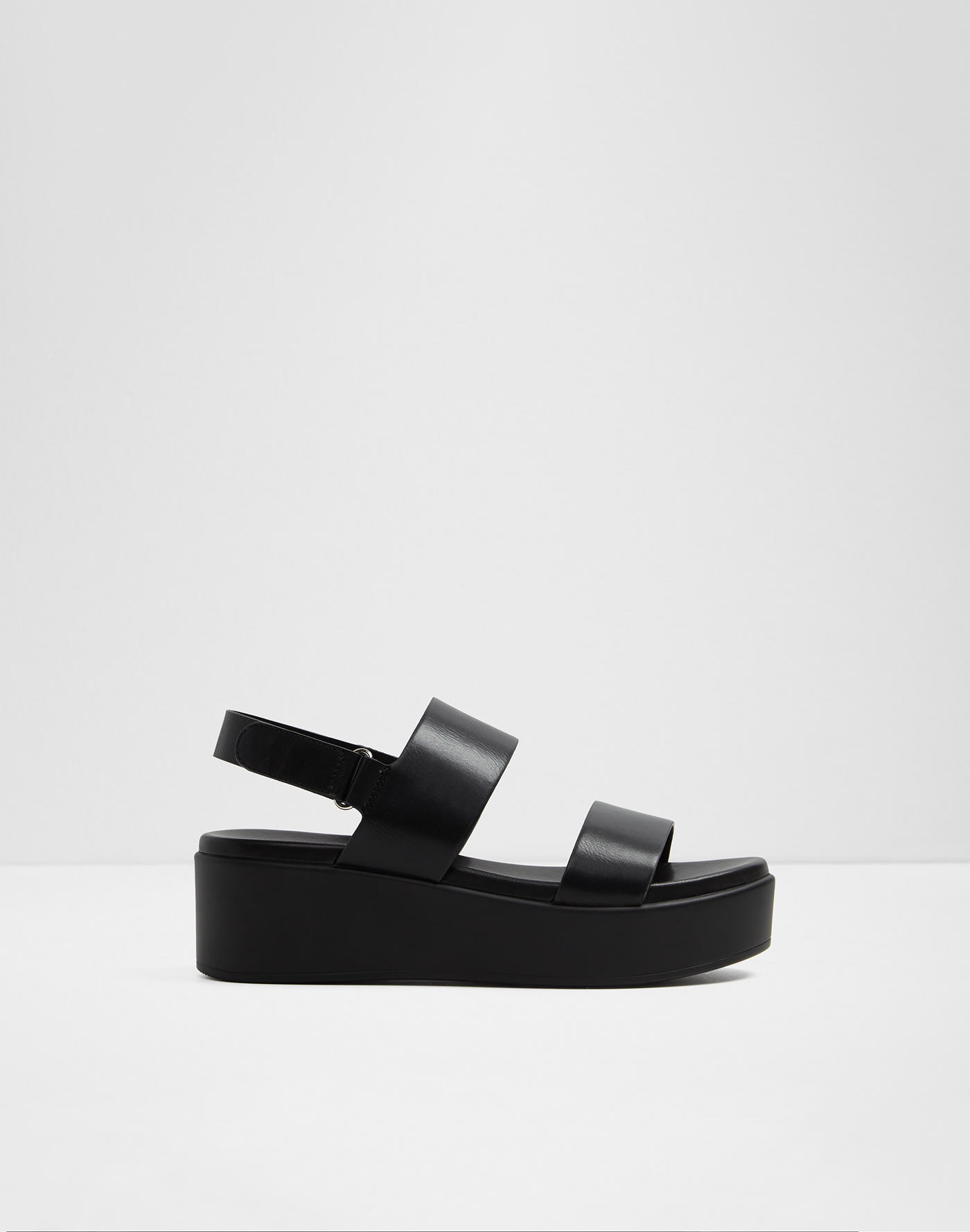 Flat sandals | Aldoshoes.com US
