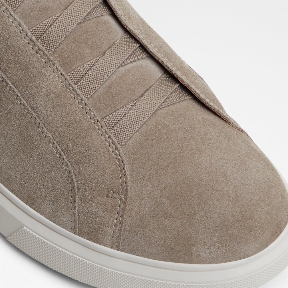 【ALDO】Abbott スエード/レザー スリッポンスニーカー Abbott Beige Men's Slip-ons | ALDO US