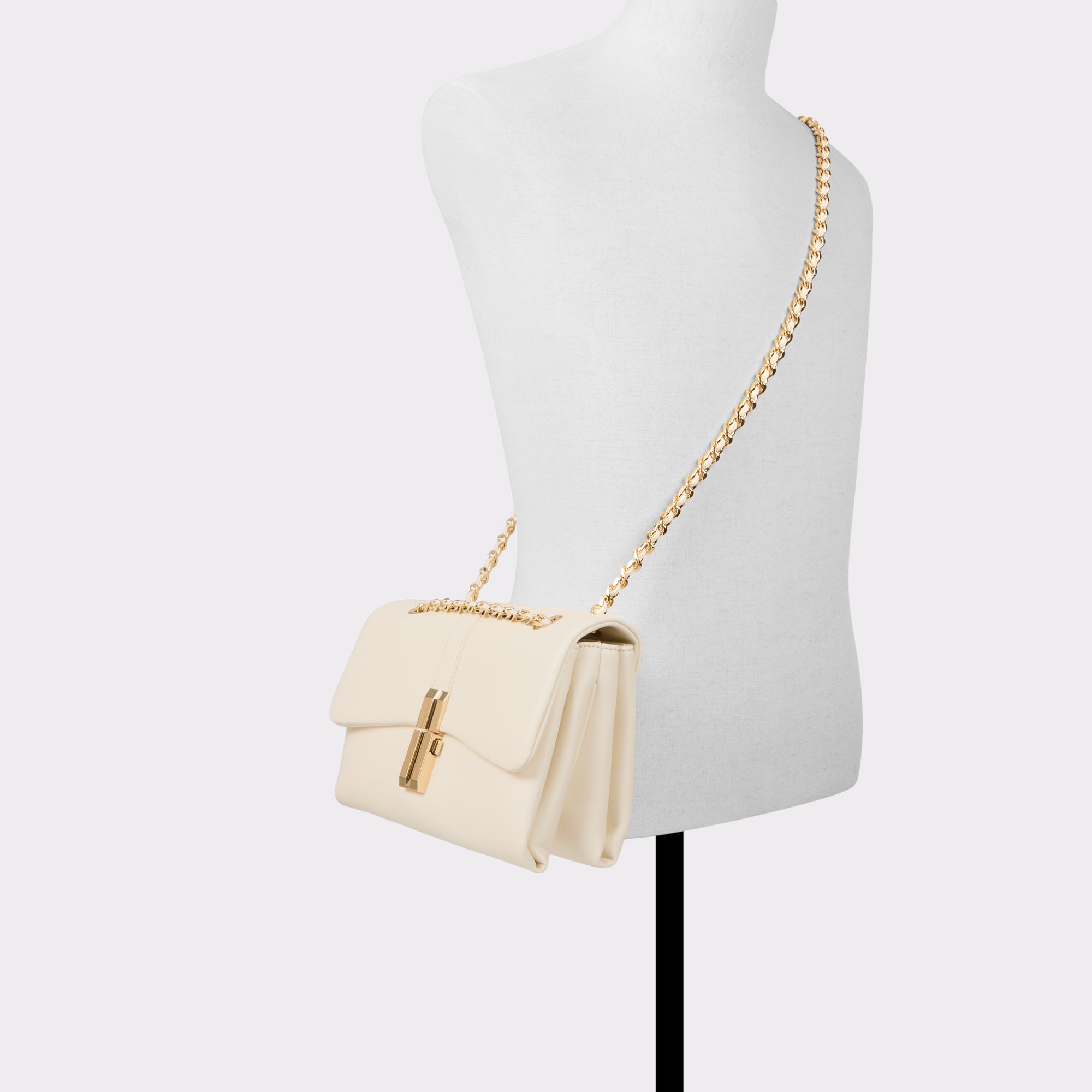 【セレブ愛用】ALDO 3色 Auricelle バックパック♡ セレブ愛用】ALDO 3色 Auricelle バックパック♡