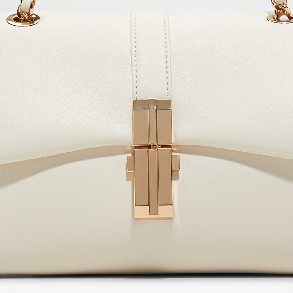 【セレブ愛用】ALDO 3色 Auricelle バックパック♡ セレブ愛用】ALDO 3色 Auricelle バックパック♡ (ALDO/バック