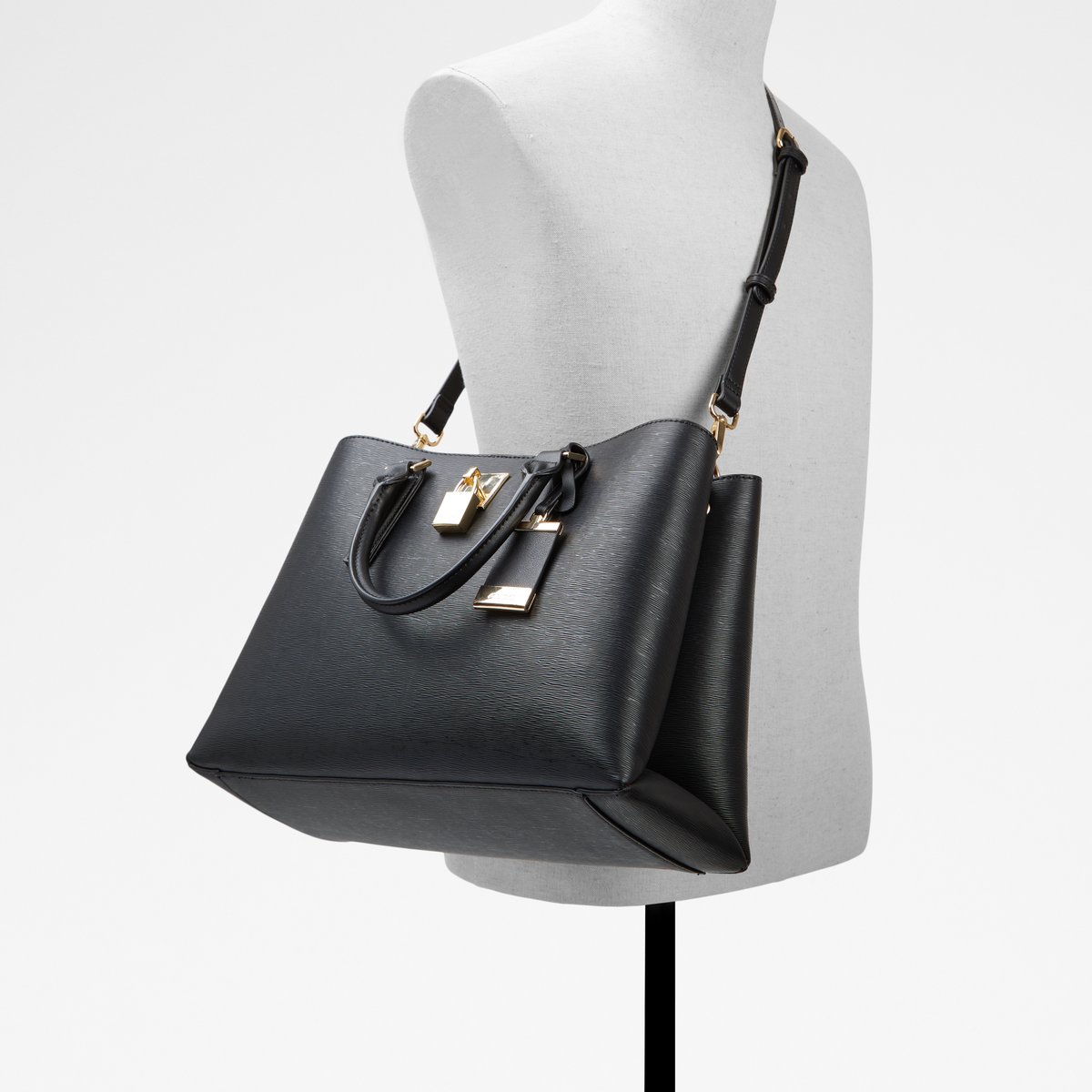 ALDO Women's Agrelin Crossbody Bag, Black: Handbags: Amazon.com