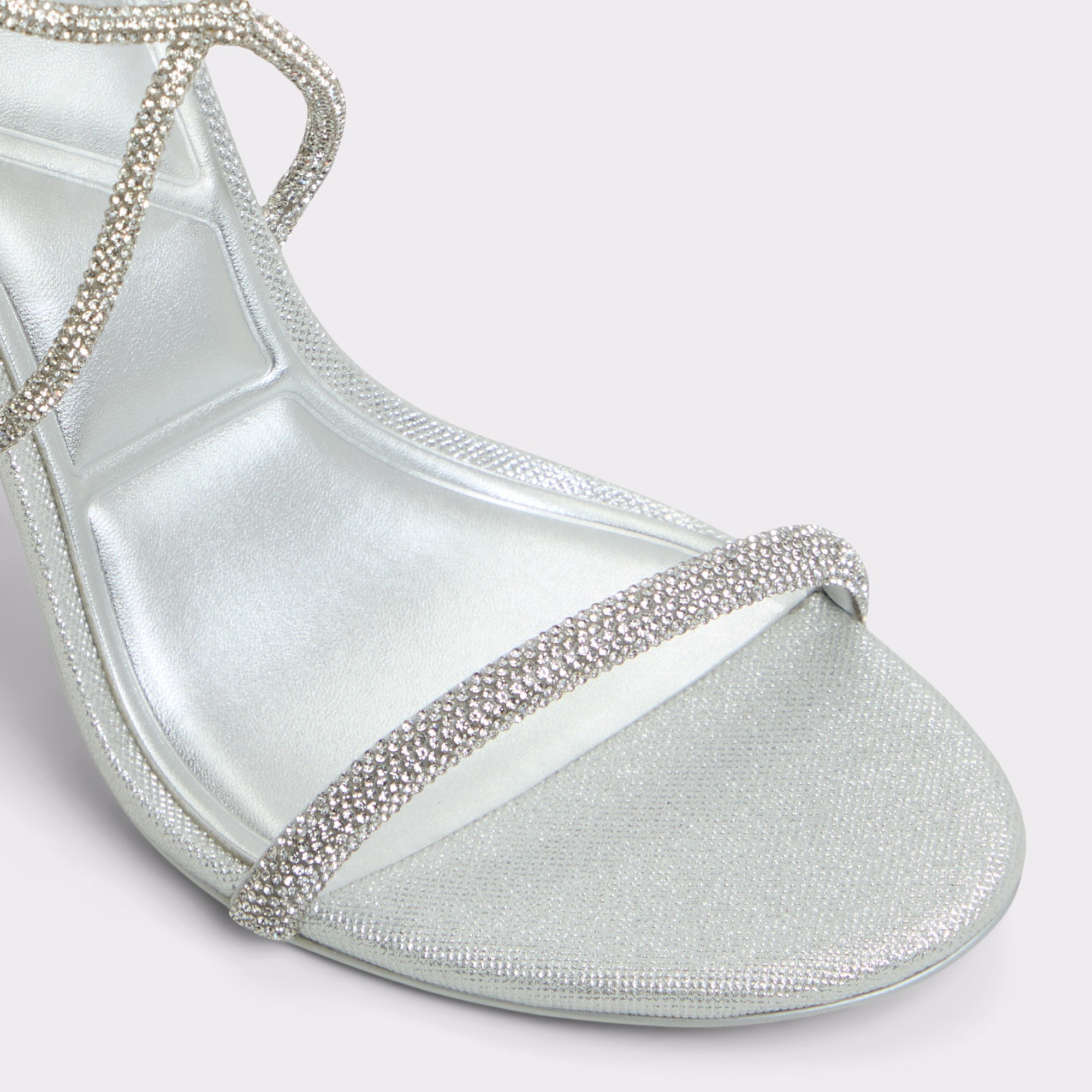 【ALDO アルド】INIA サッチェル Caladonia Silver Women's Iridescent metallics | ALDO US
