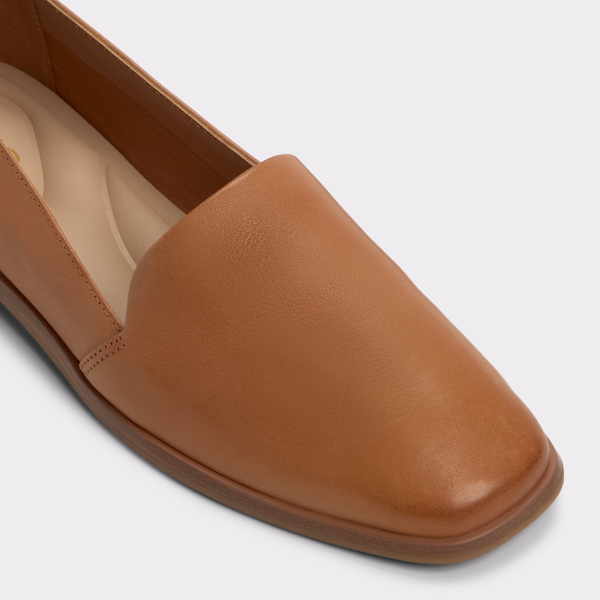 Caraelia Marron Moyen Femmes Mocassins et flâneurs | ALDO Canada