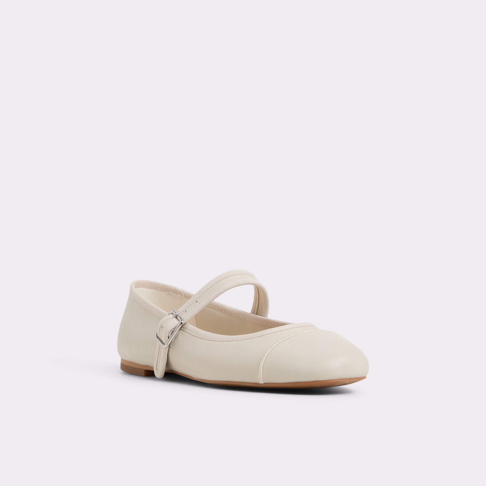 Caylyn Blanc Femmes Talons plats | ALDO Canada