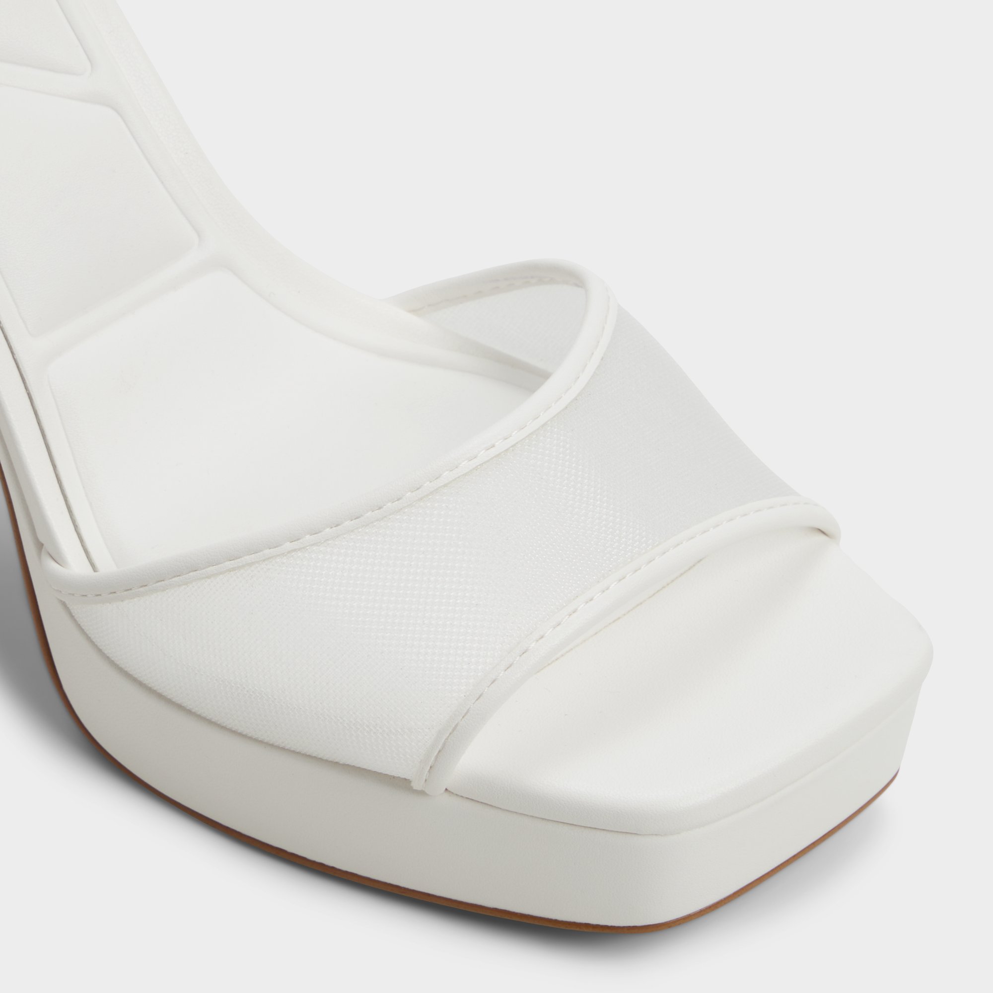 【ALDO】メッシュ☆Chicglimmer☆プラットフォーム・ブロック Chicglimmer Other White Women's Platform sandals | ALDO US