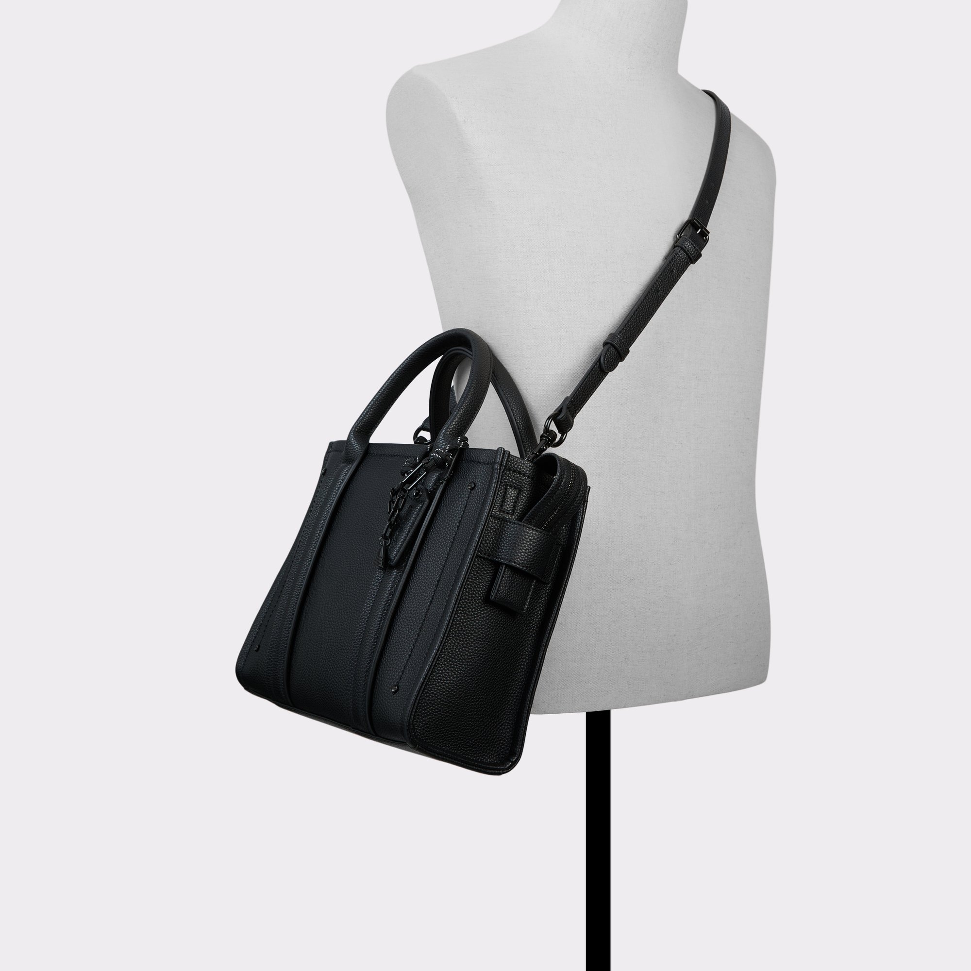 A4サイズOK★ALDO★Clubglowwx サッチェルバッグ Clubglowwx Black/Black Women's Aldo Sport Club | ALDO US