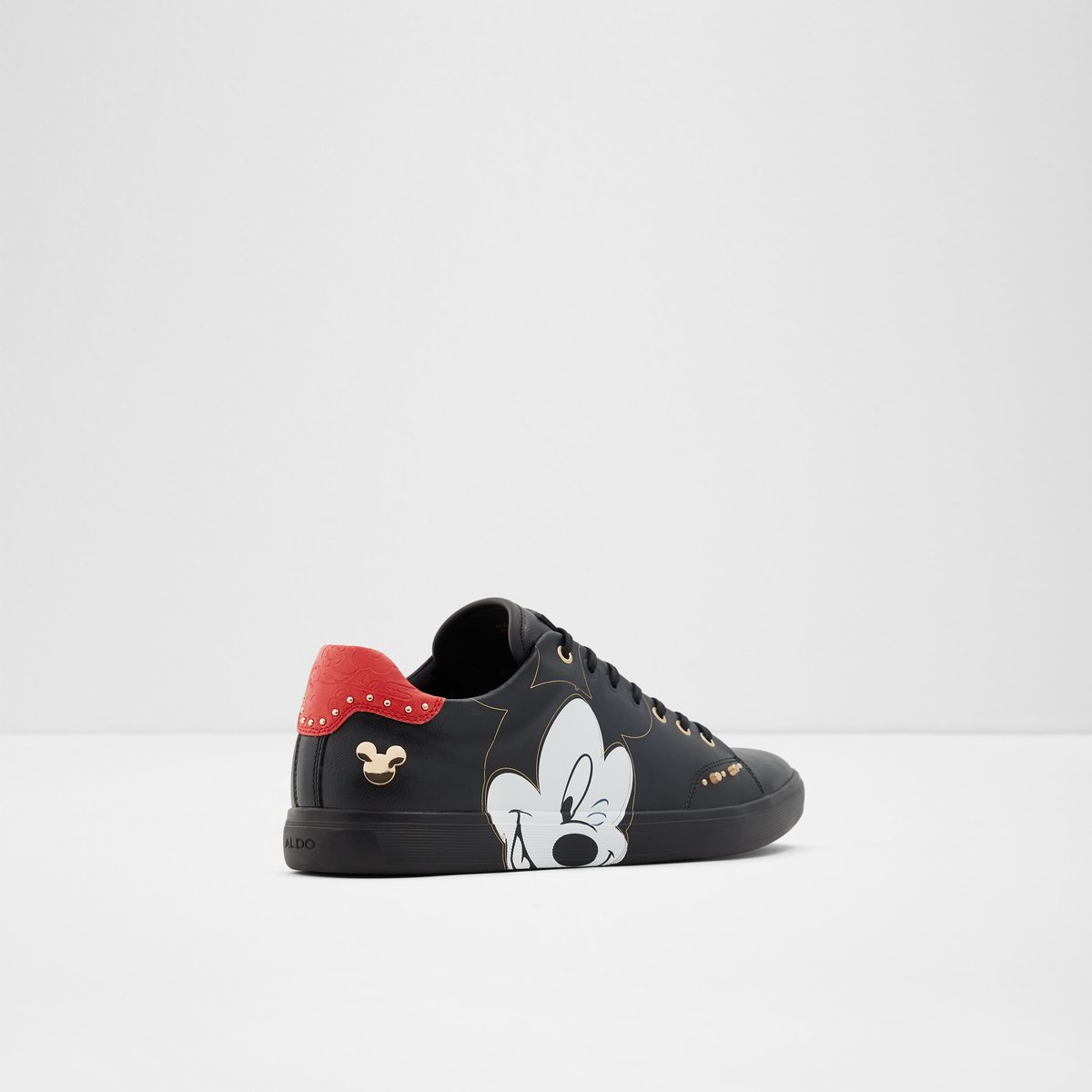 mickey mouse mens shoes