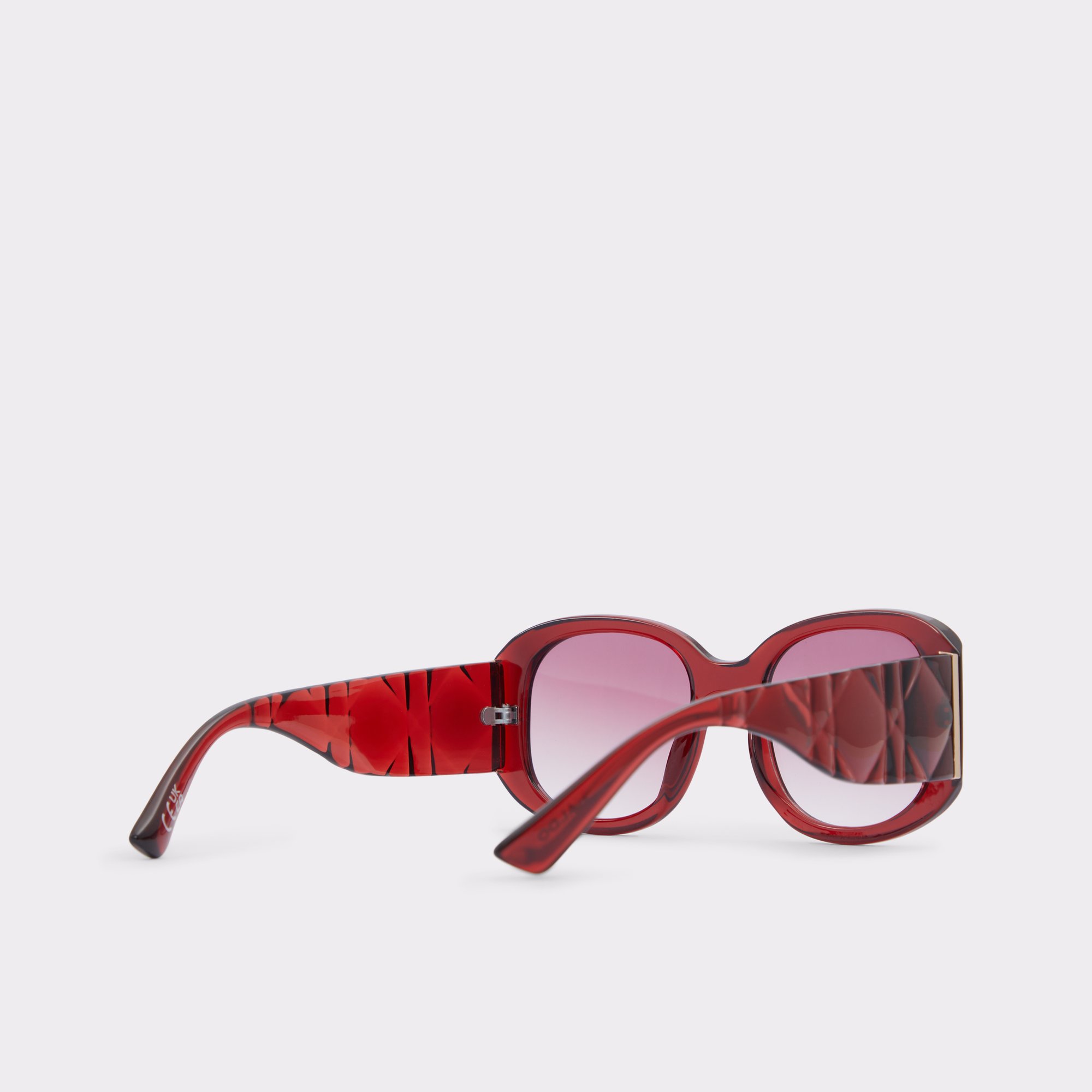Cornelis Medium Red Women's Sunglasses | ALDO Canada