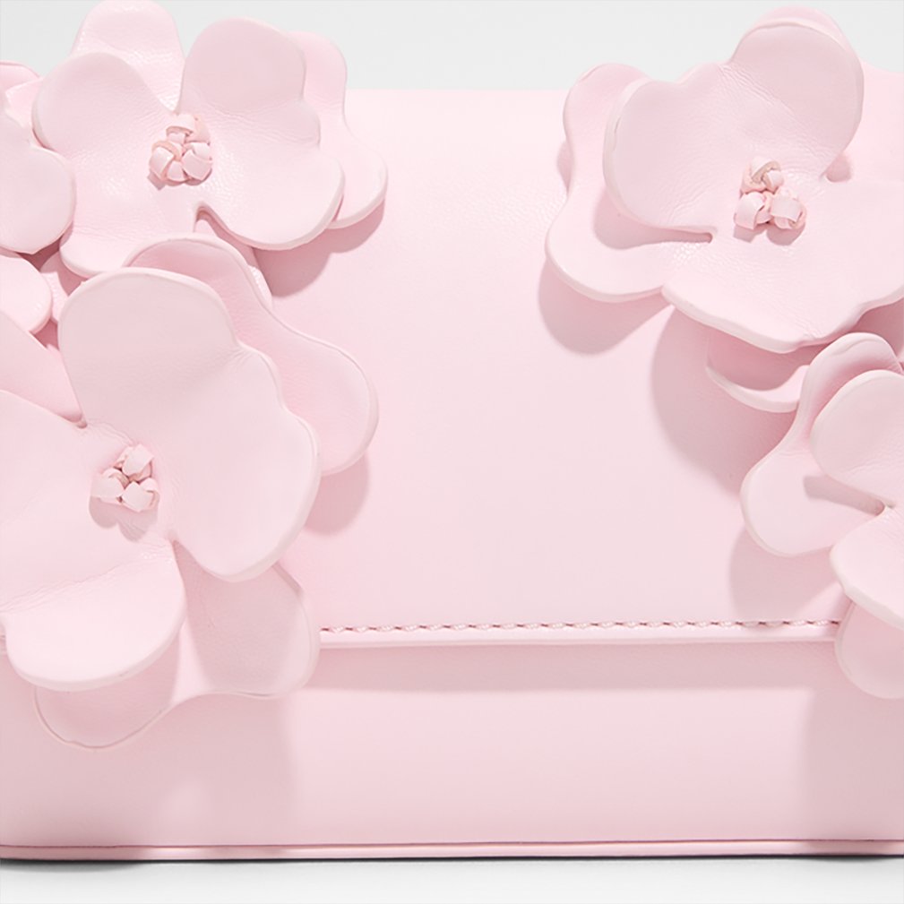 【ALDO】パステル 立体 お花 Daisybouquet 2wayショルダーバッグ Daisybouquet Rose Women's Shoulder Bags | ALDO US