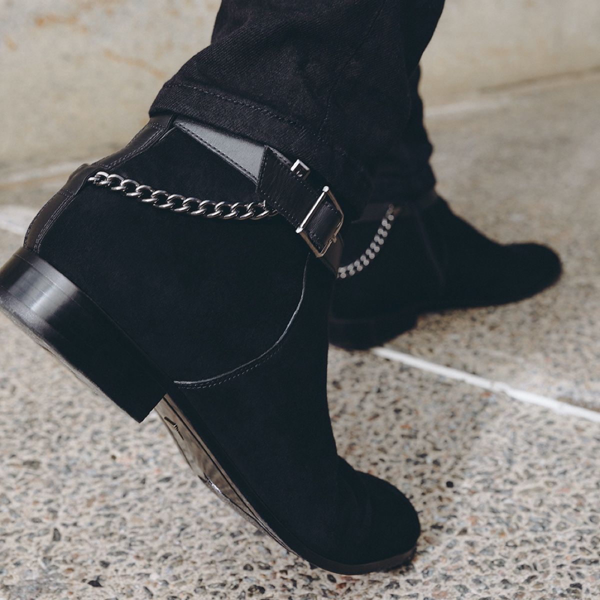 aldo boots with chain