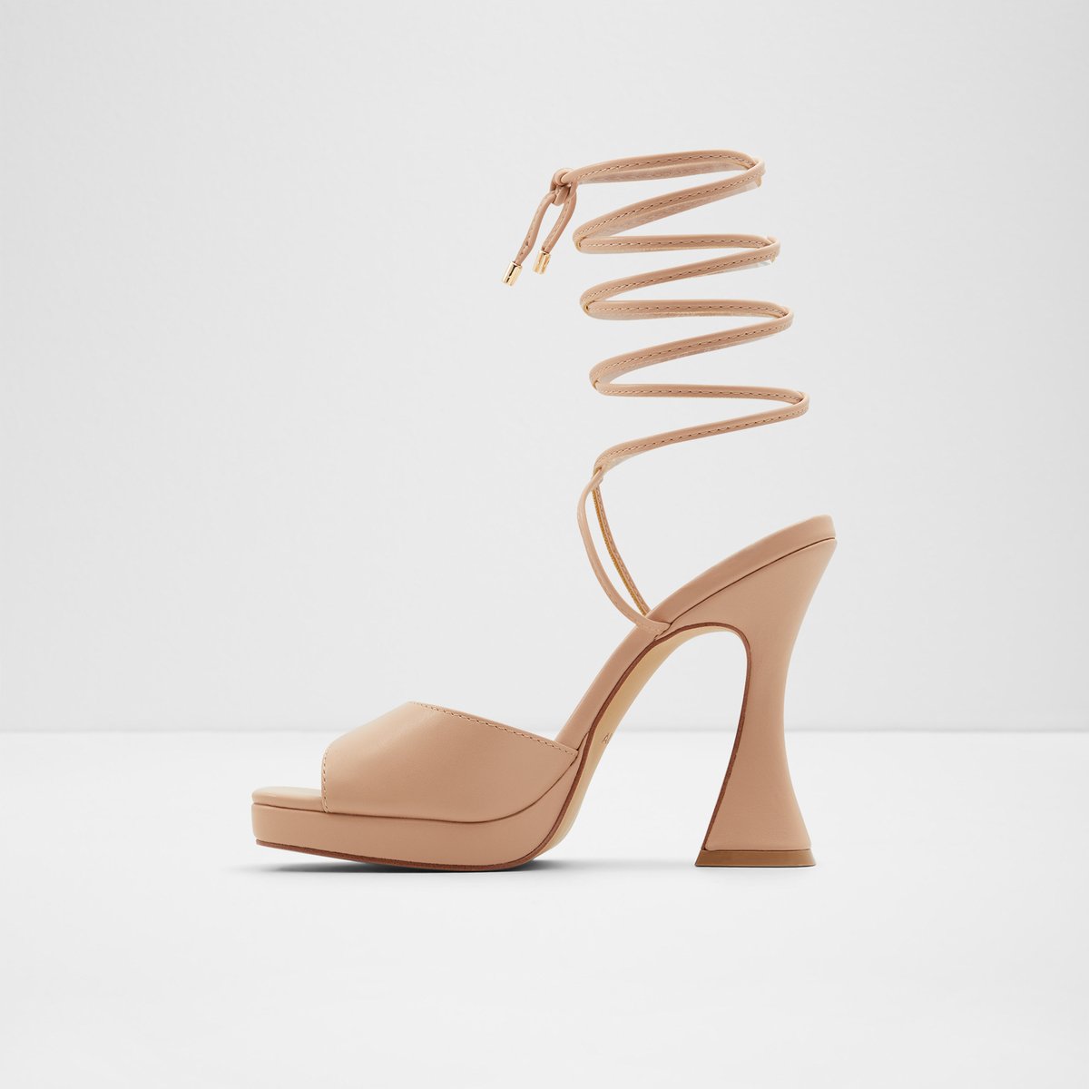 Daphnee Medium Beige Women's Strappy sandals | ALDO Canada