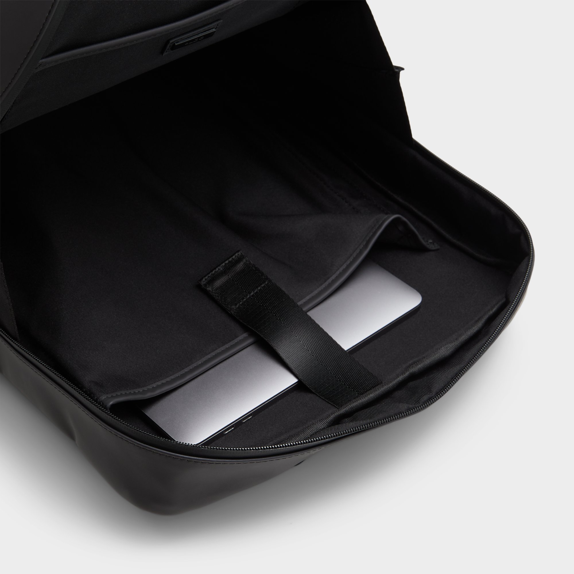 Demetriix Open Black Men's Bags & Accessories | ALDO US