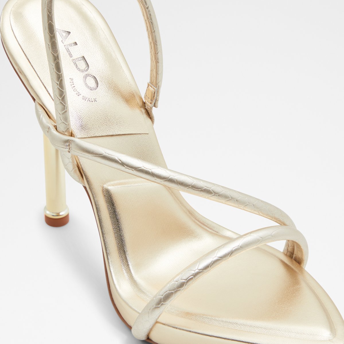 Markeret dukke Vælg Dorah Gold Women's Strappy Sandals | ALDO US