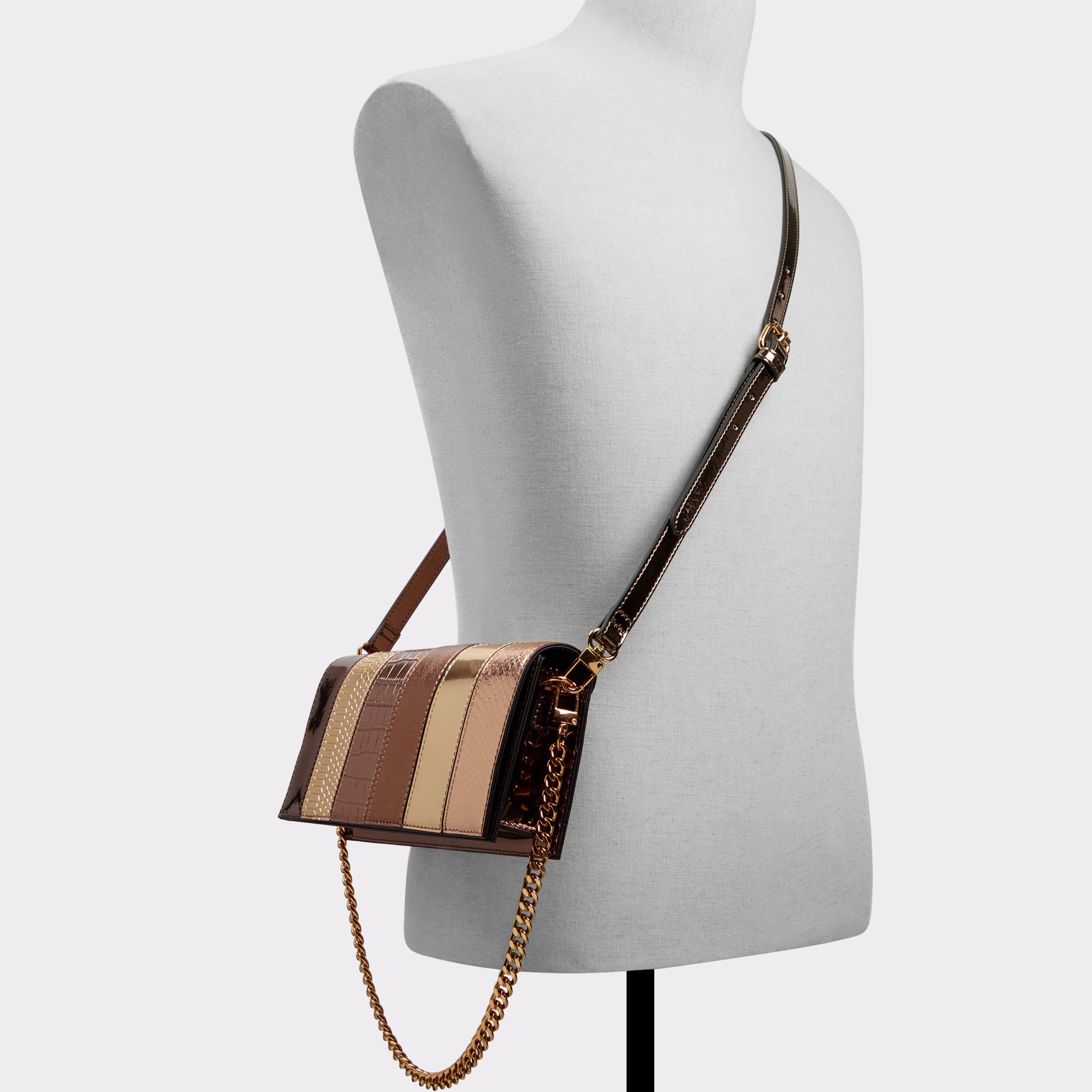 Elarissaax Bronze Women's Shoulder Bags | ALDO US