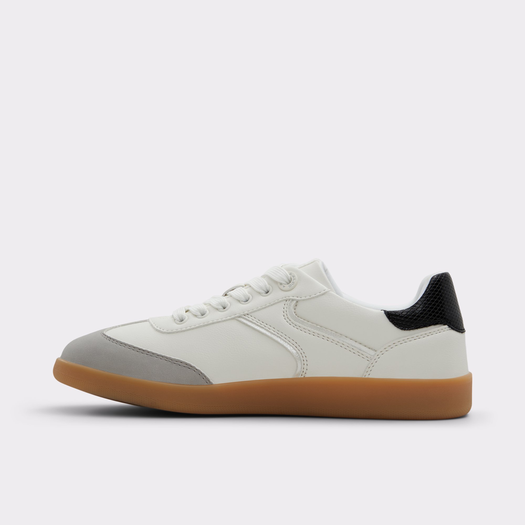 Erilg White/Black Women's Low top sneakers | ALDO Canada