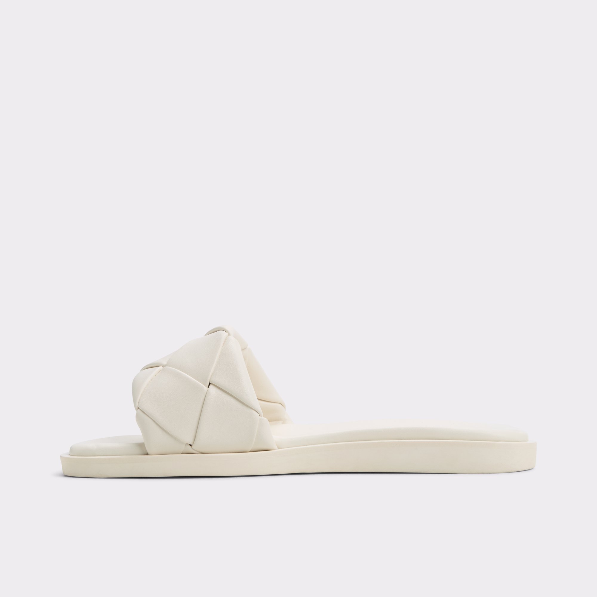 Esterelle Blanc Femmes Sandales à talon plat | ALDO Canada