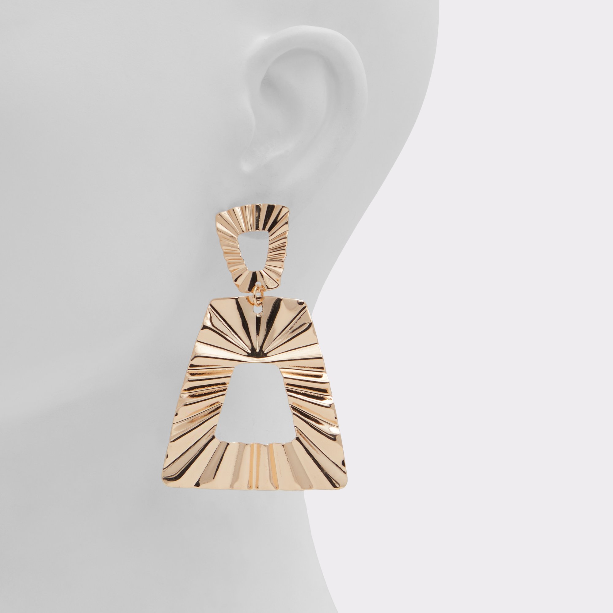 Etalle Gold Women's Earrings | ALDO Canada