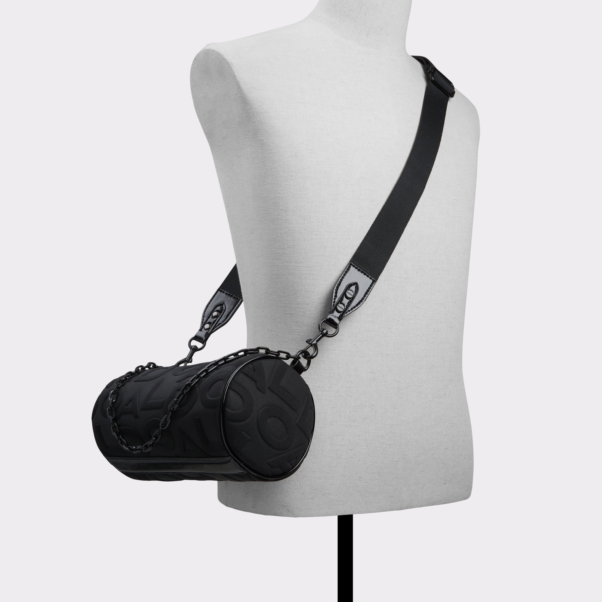 [ALDO] Eviebarrelx バレルバッグ 2way ロゴ Eviebarrellx Open Black Women's Crossbody Bags | ALDO US