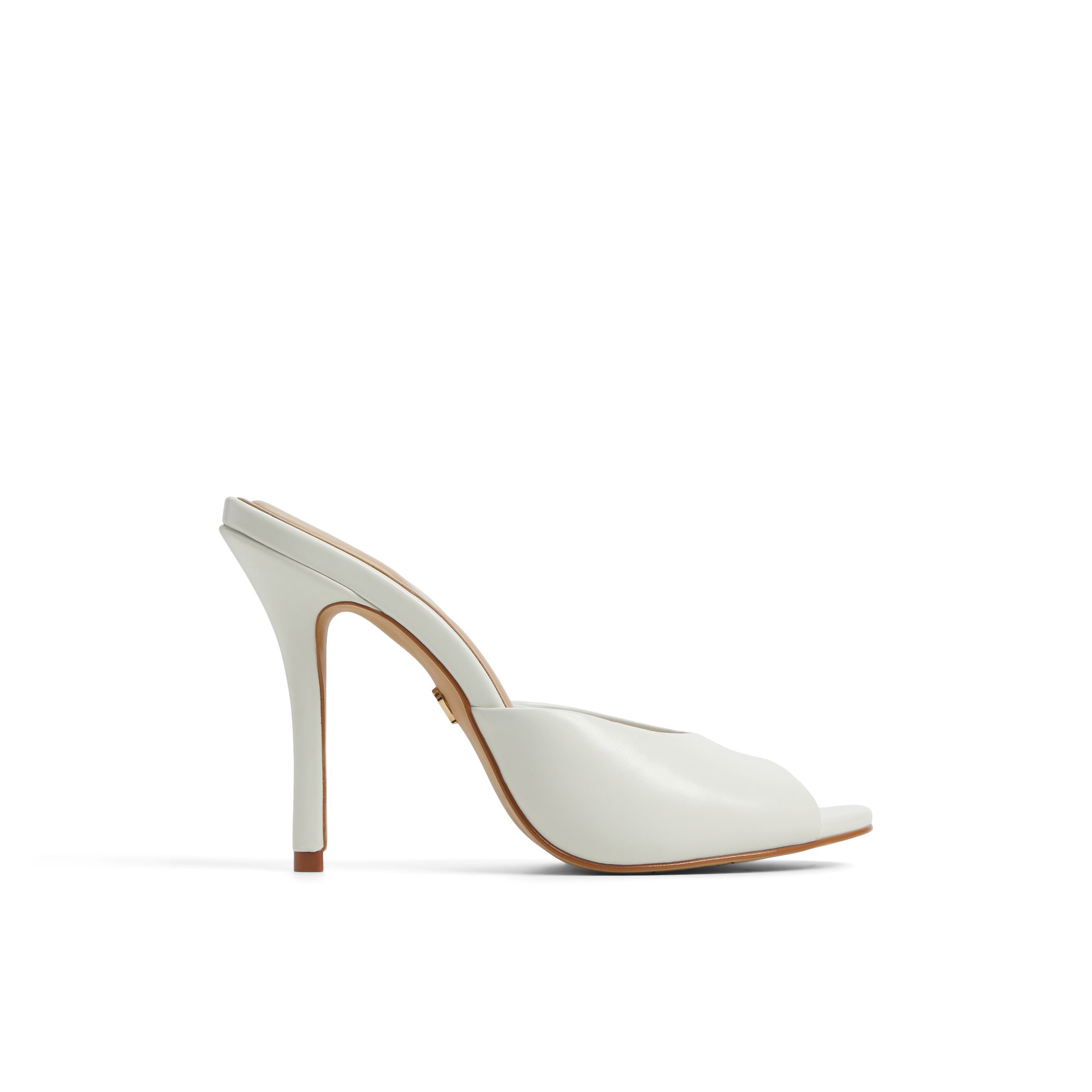 Aldo Fidelia In White