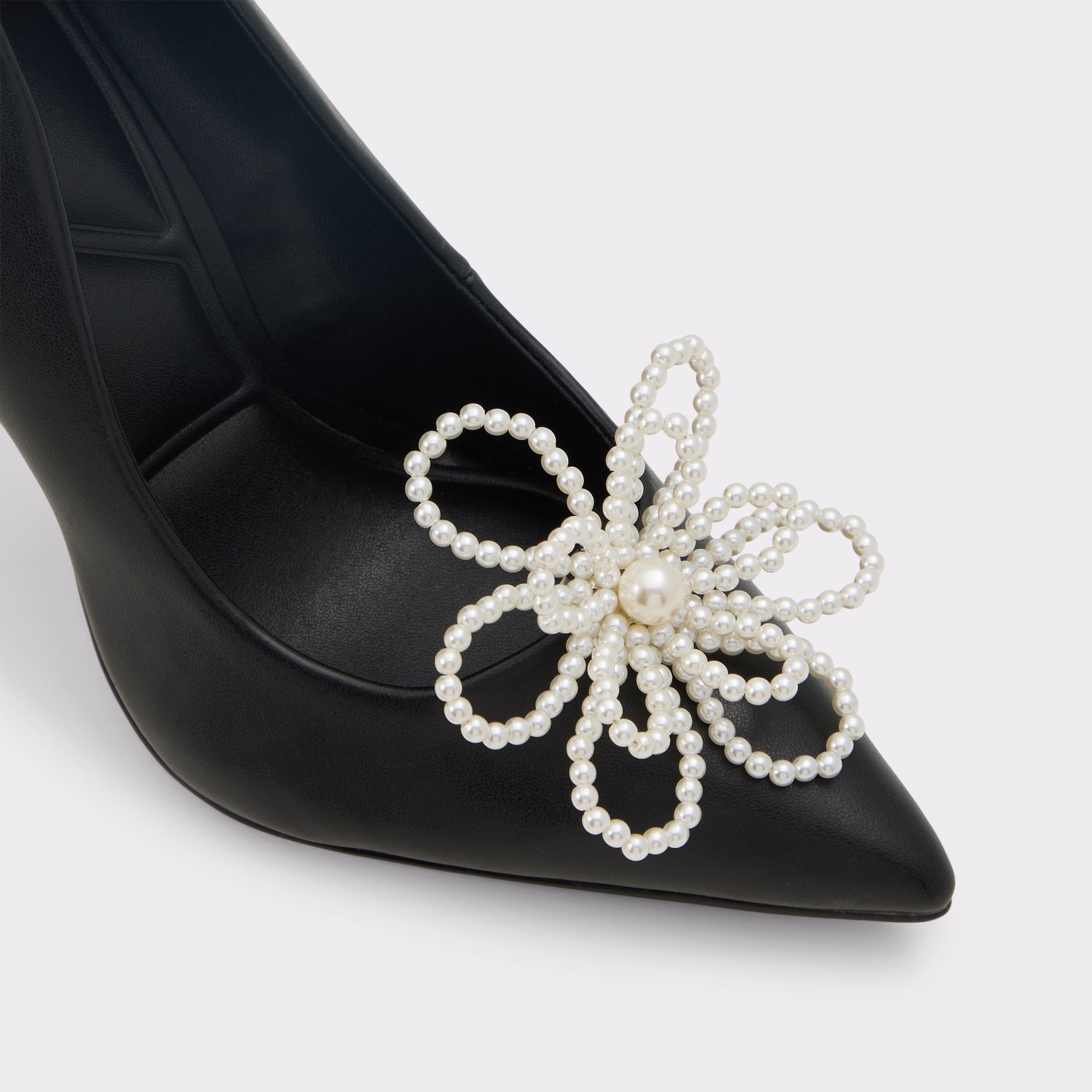 Flowerclip Ice Women's Shoe Charms & Laces | ALDO Canada