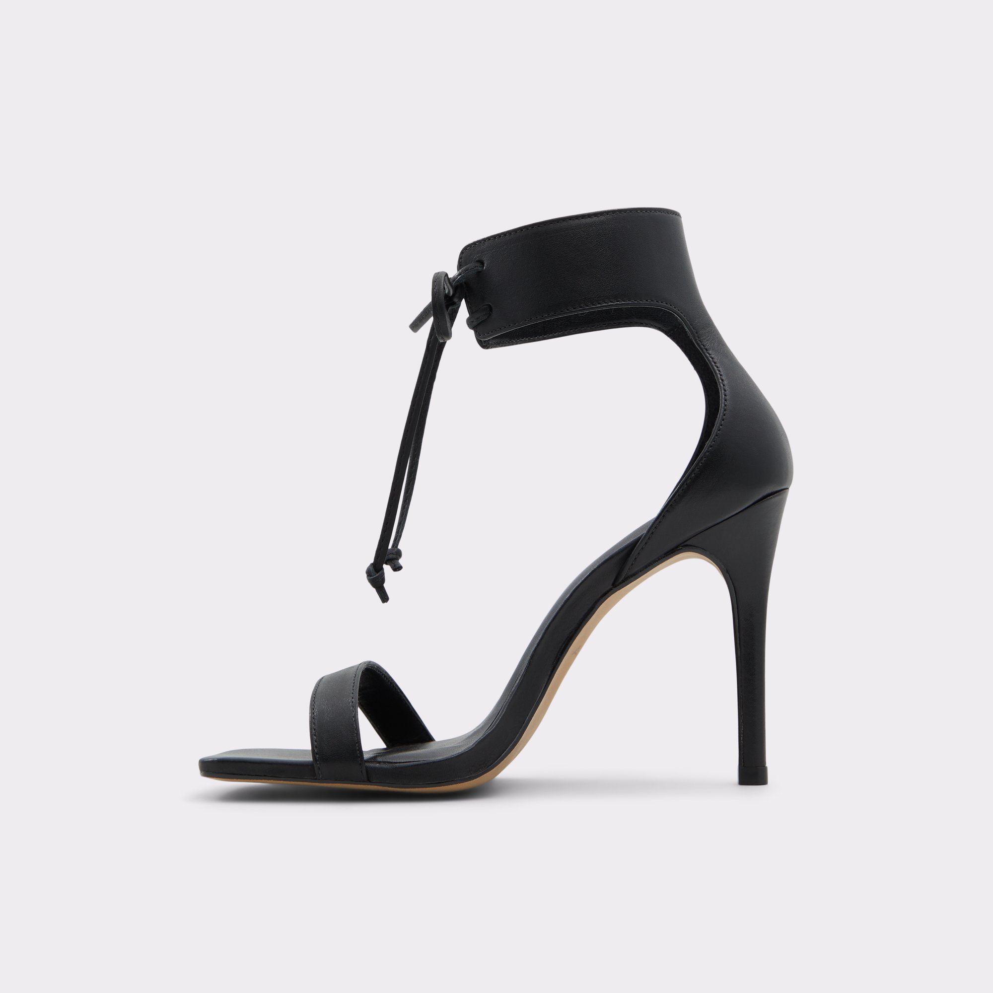Fourteenth Black Women's Strappy sandals | ALDO US