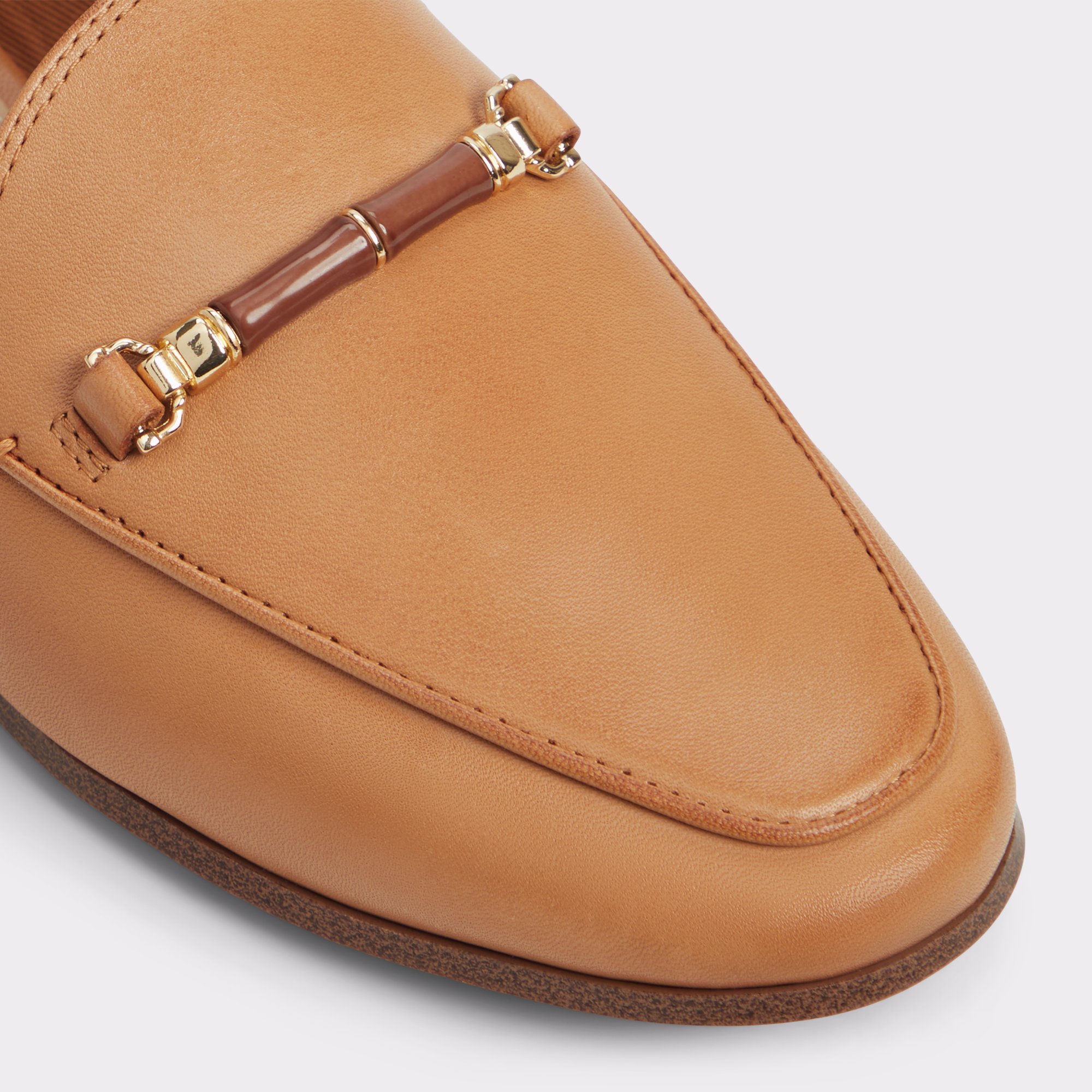 Francine Marron Moyen Femmes Mocassins et flâneurs | ALDO Canada