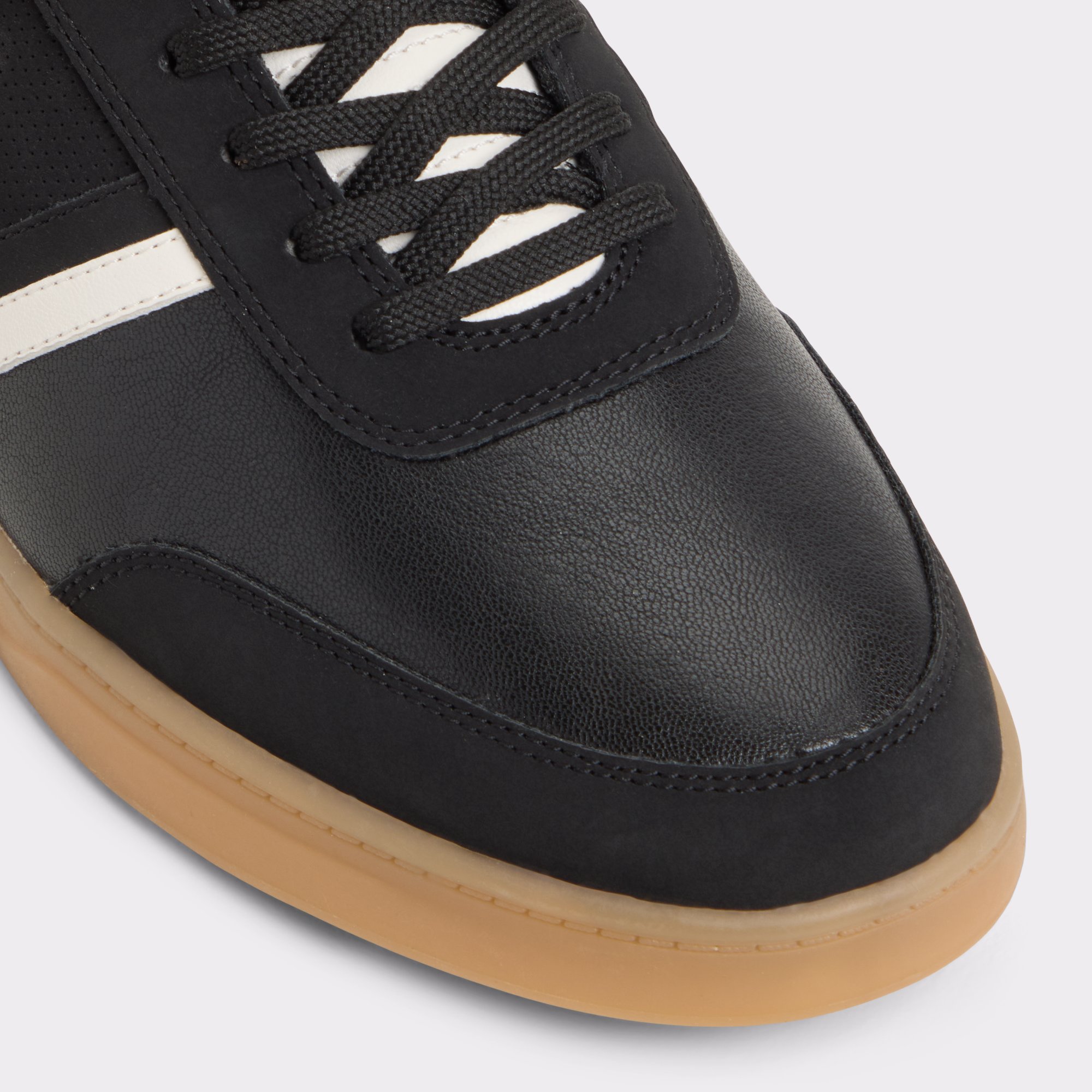 Freekick Black Men's Low top | ALDO Canada