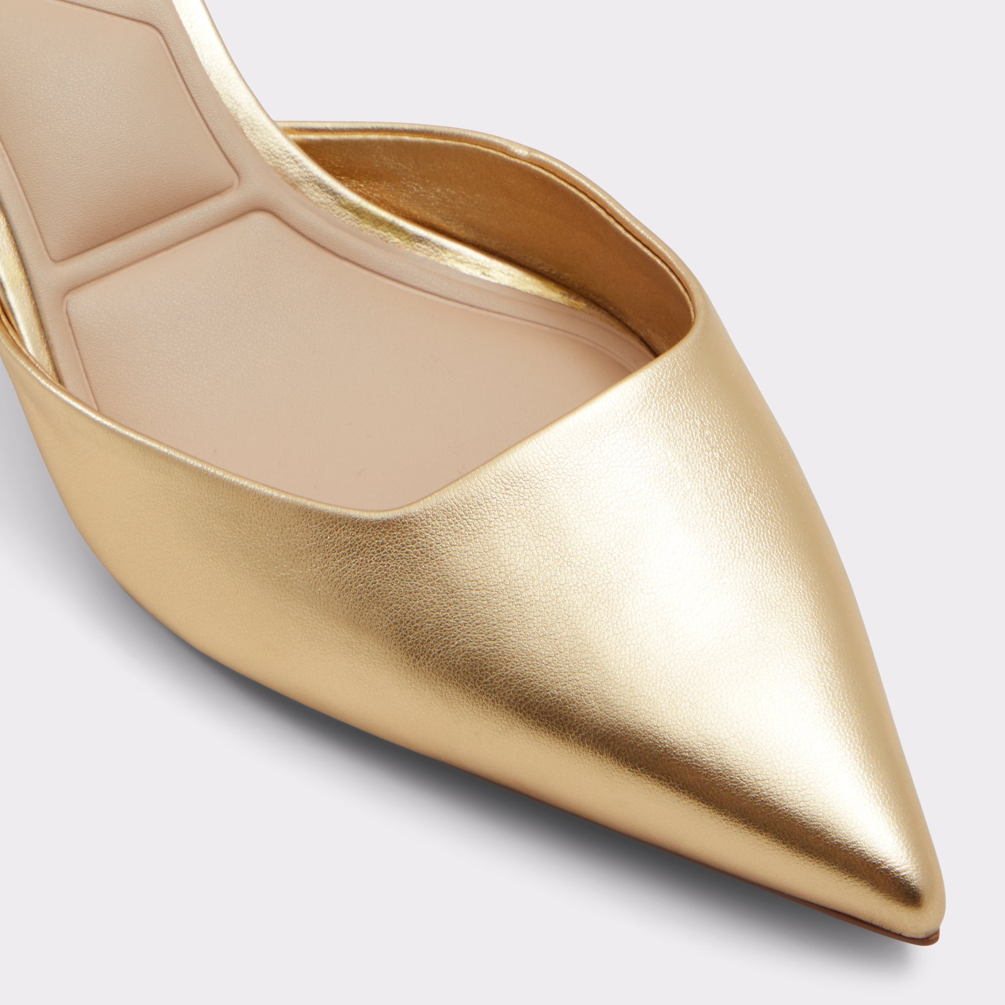 Gavedessi Gold Women's Kitten Heels | ALDO Canada