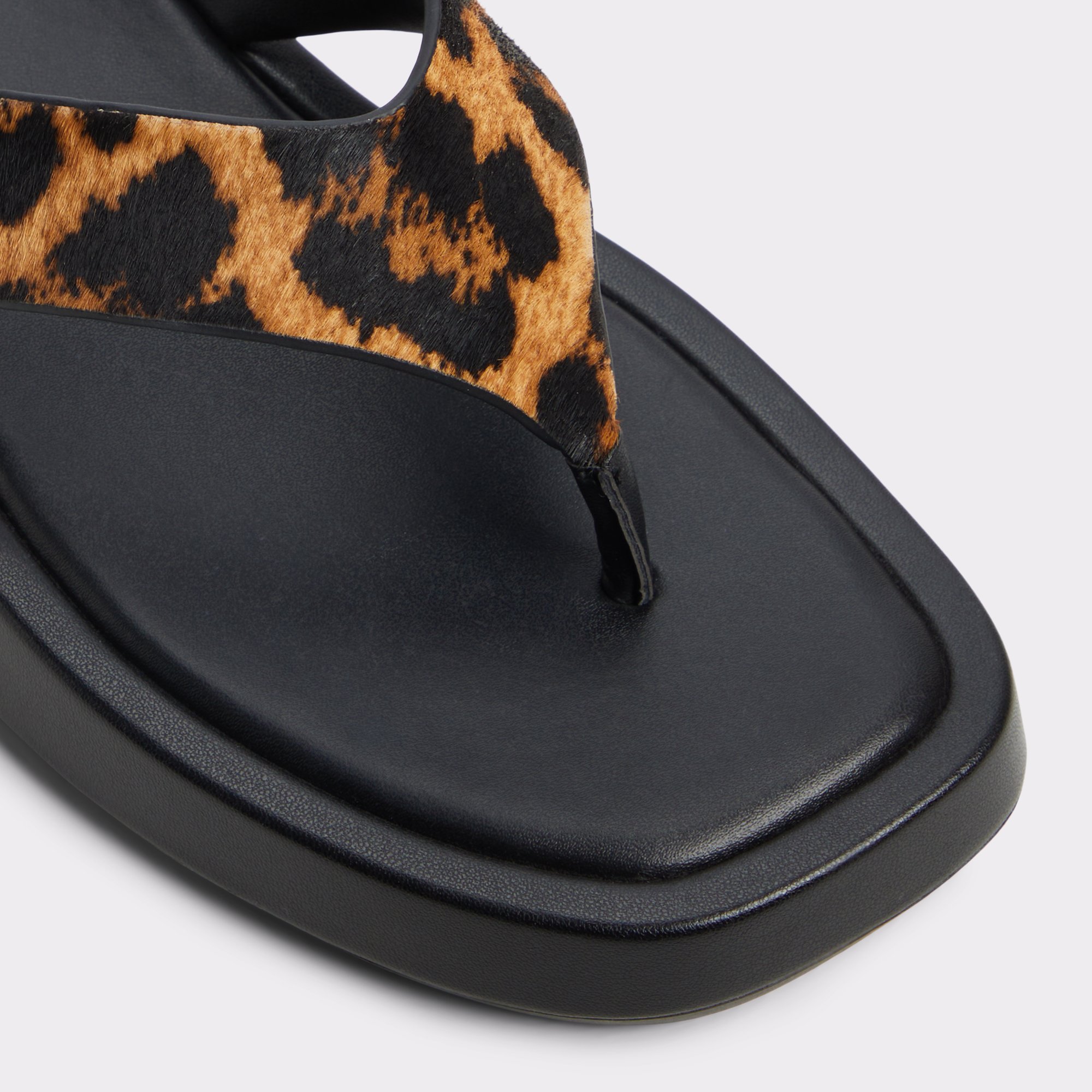Grettle Marron Multi Femmes Sandales tongs | ALDO Canada