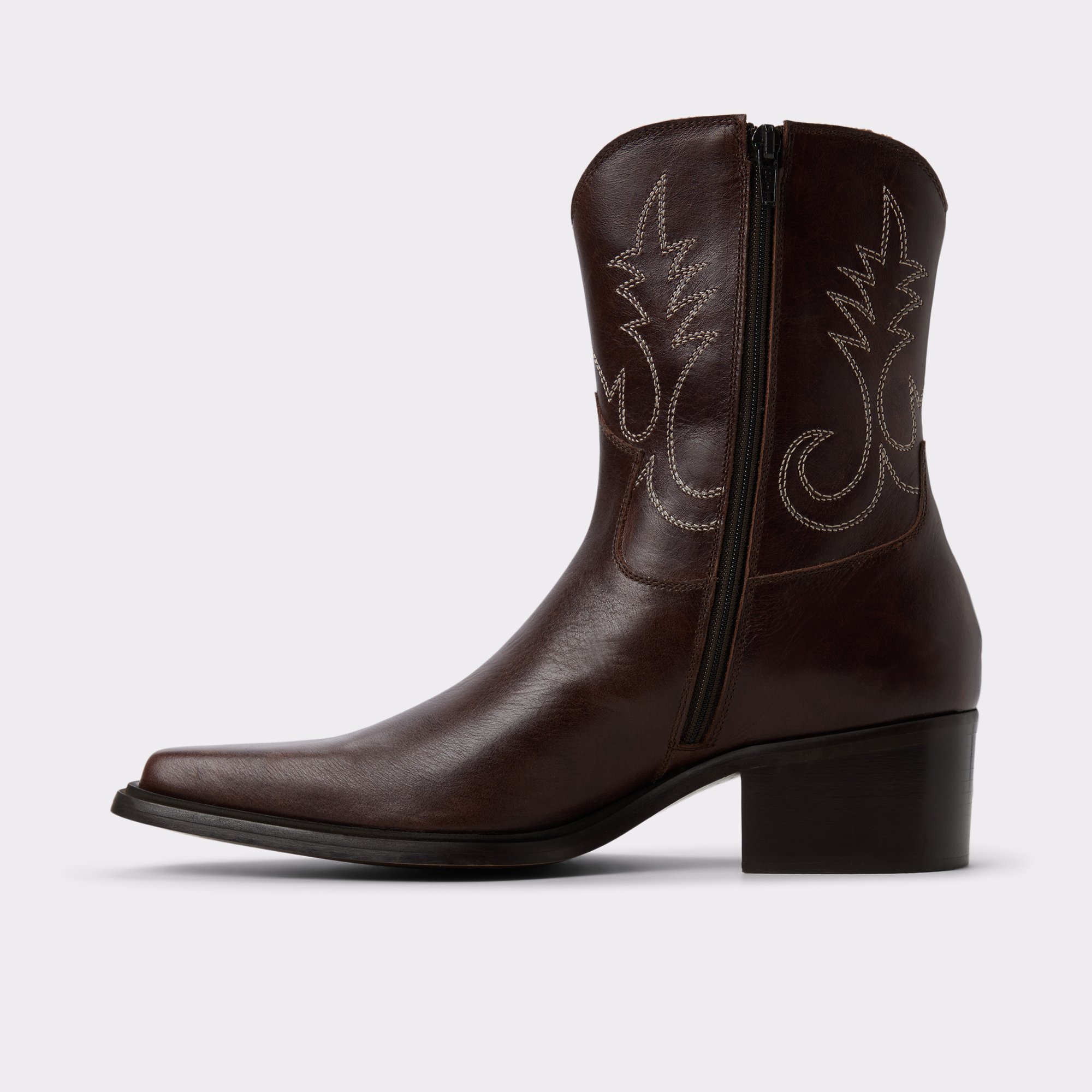 Guthrie Marron Foncé Hommes Bottes décontractées | ALDO Canada