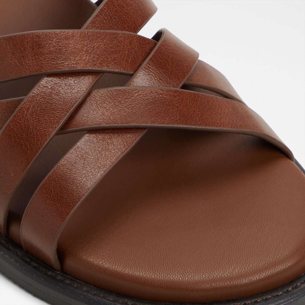 本革【ALDO Men's】上品 ストラップ フラットサンダル Haniff Haniff Cognac Men's Sandals & Slides | ALDO Canada