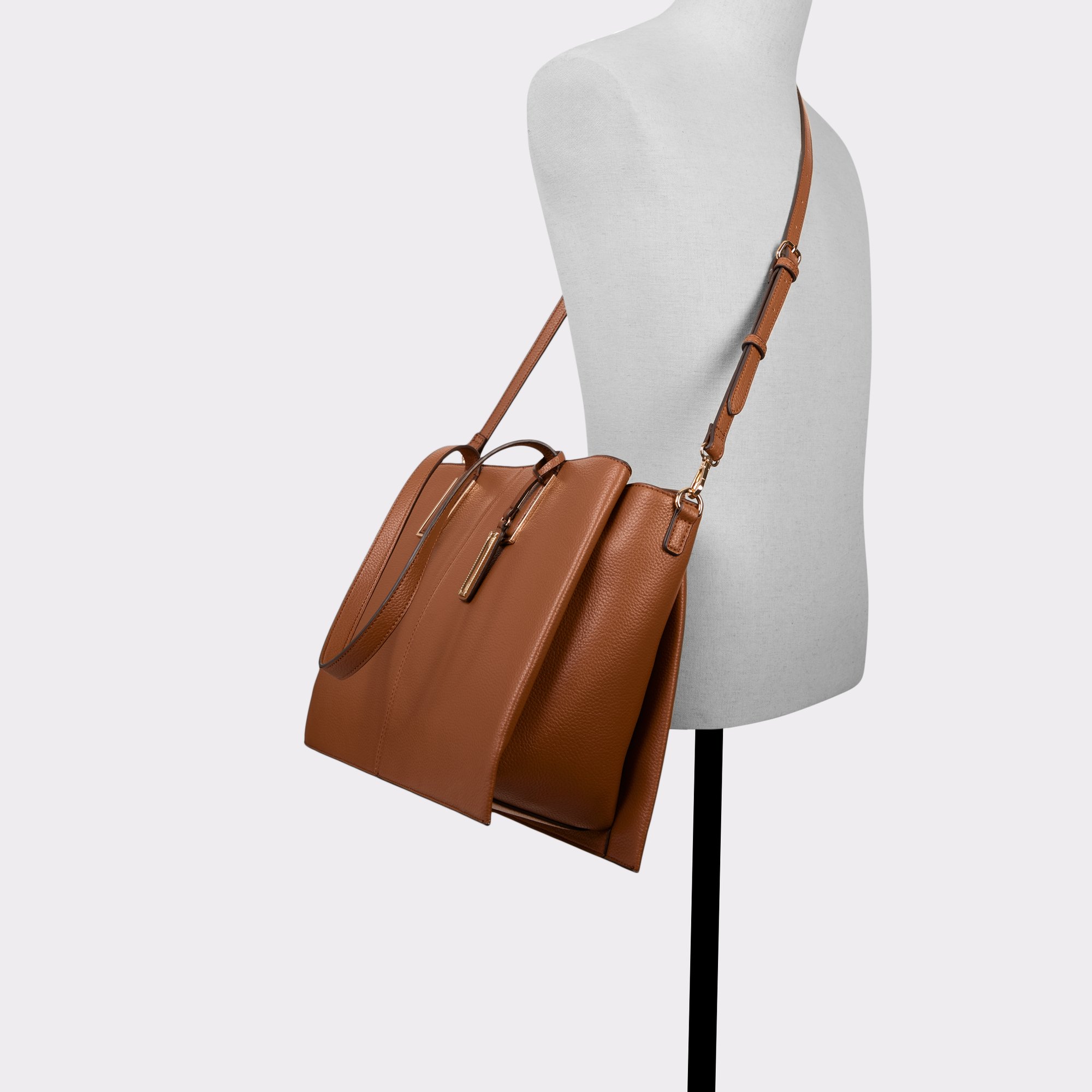 Haorediaax Cognac Femmes Sacs fourre-tout | ALDO Canada