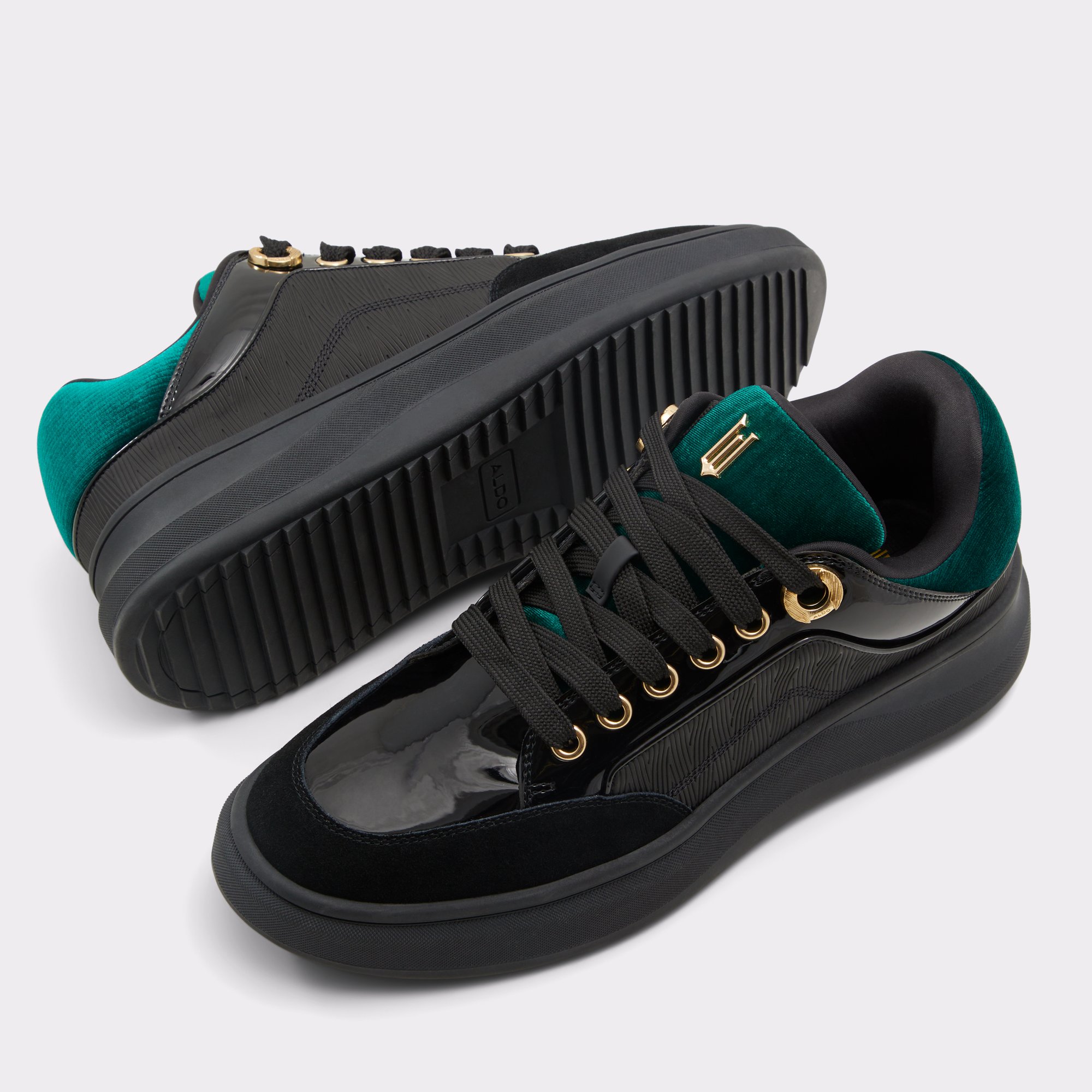 【追跡あり!】Wicked x ALDO Hisozness スニーカー クール 追跡あり!】Wicked x ALDO Hisroyalozness スニーカー クール