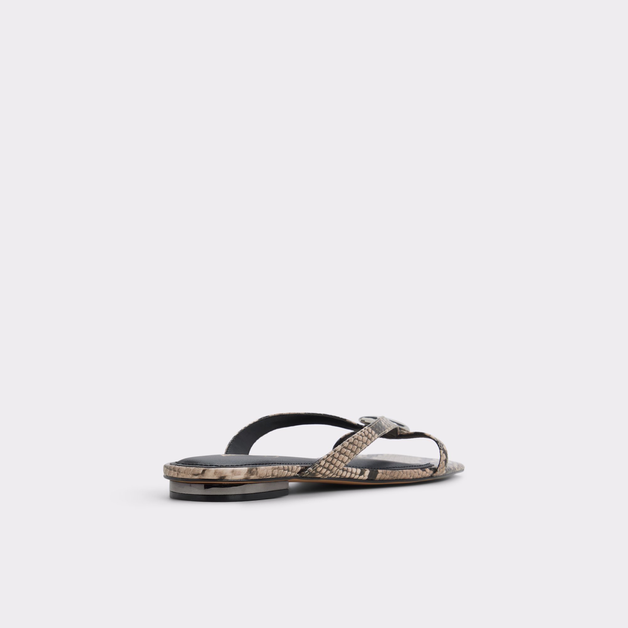 Iliria White/Black Women's Flats | ALDO US
