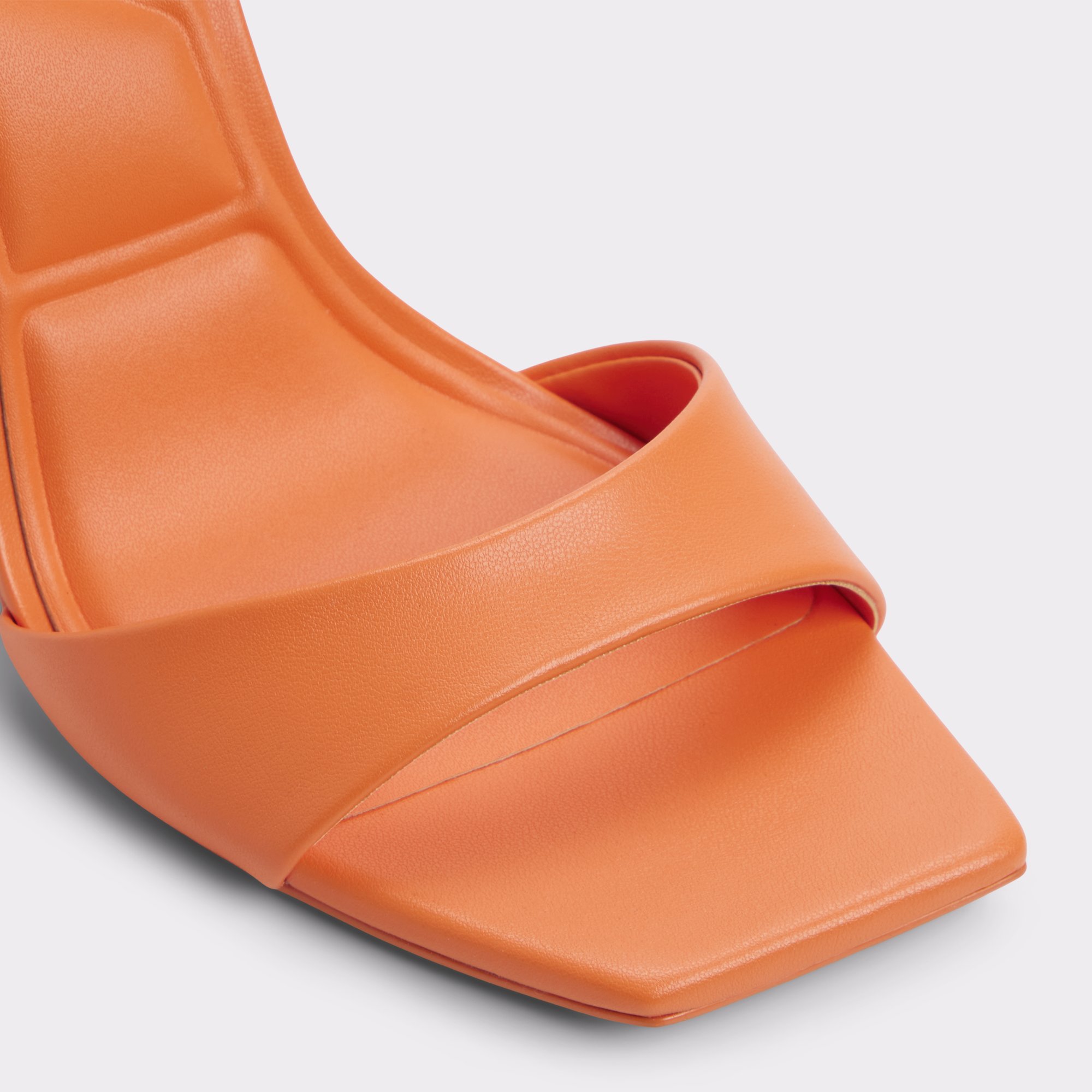 Illustrious Orange Moyen Femmes Talons à lanières | ALDO Canada