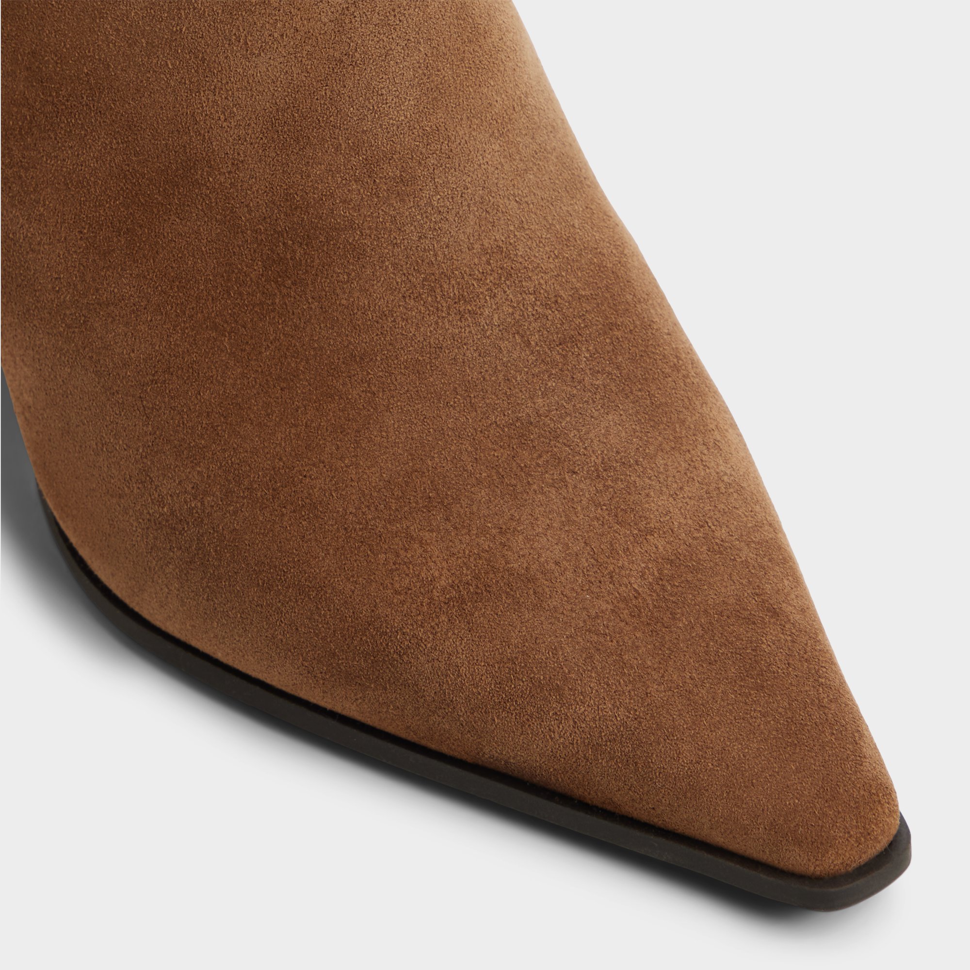 Kaelya Marron Foncé Femmes Bottes hautes | ALDO Canada