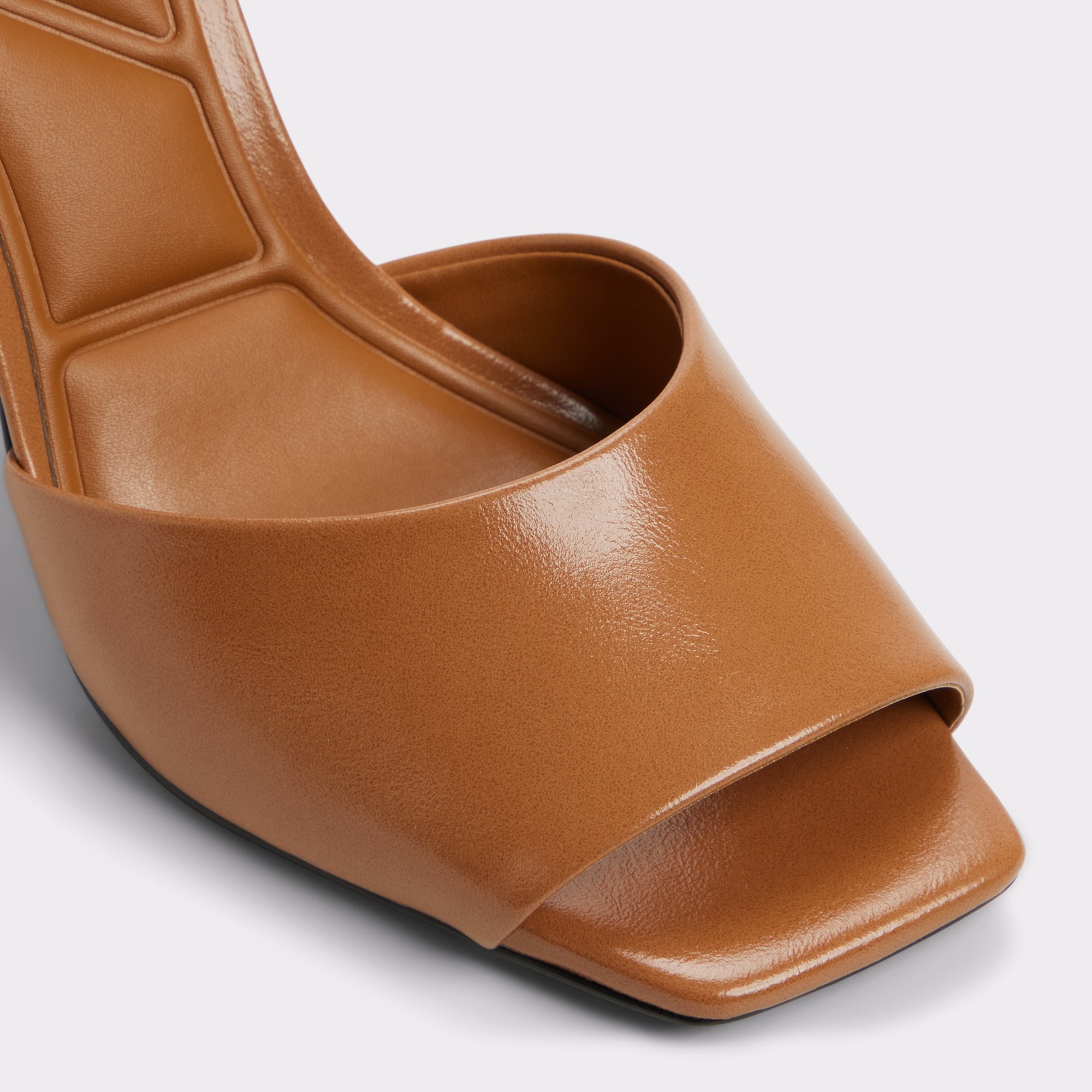 Kaiasien Tan Women's Strappy sandals | ALDO Canada