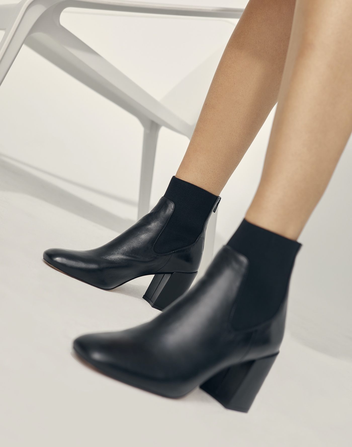 women's boots with heels on sale