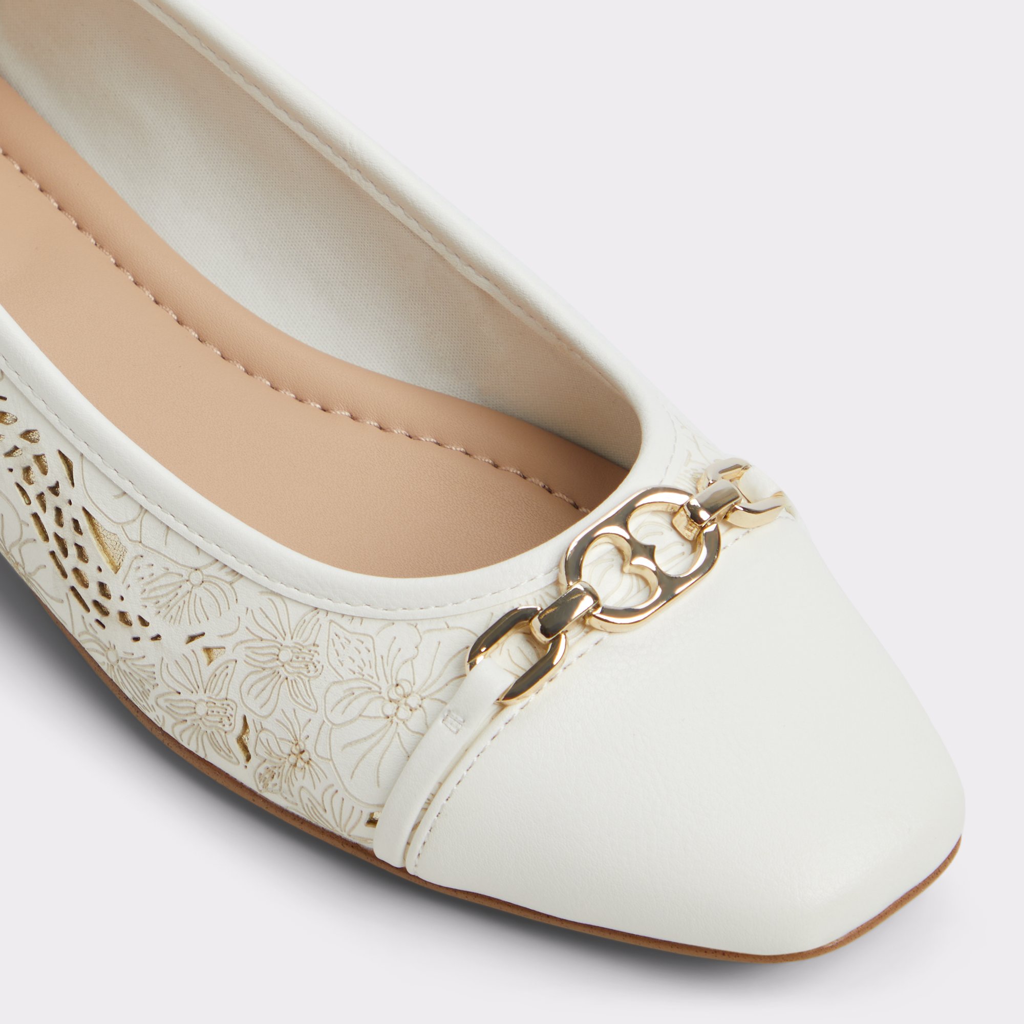 ALDO スクエアトゥ フローラル バレリーナ フラット Krishelle Krishelle Multi Women's Ballet Flats | ALDO US