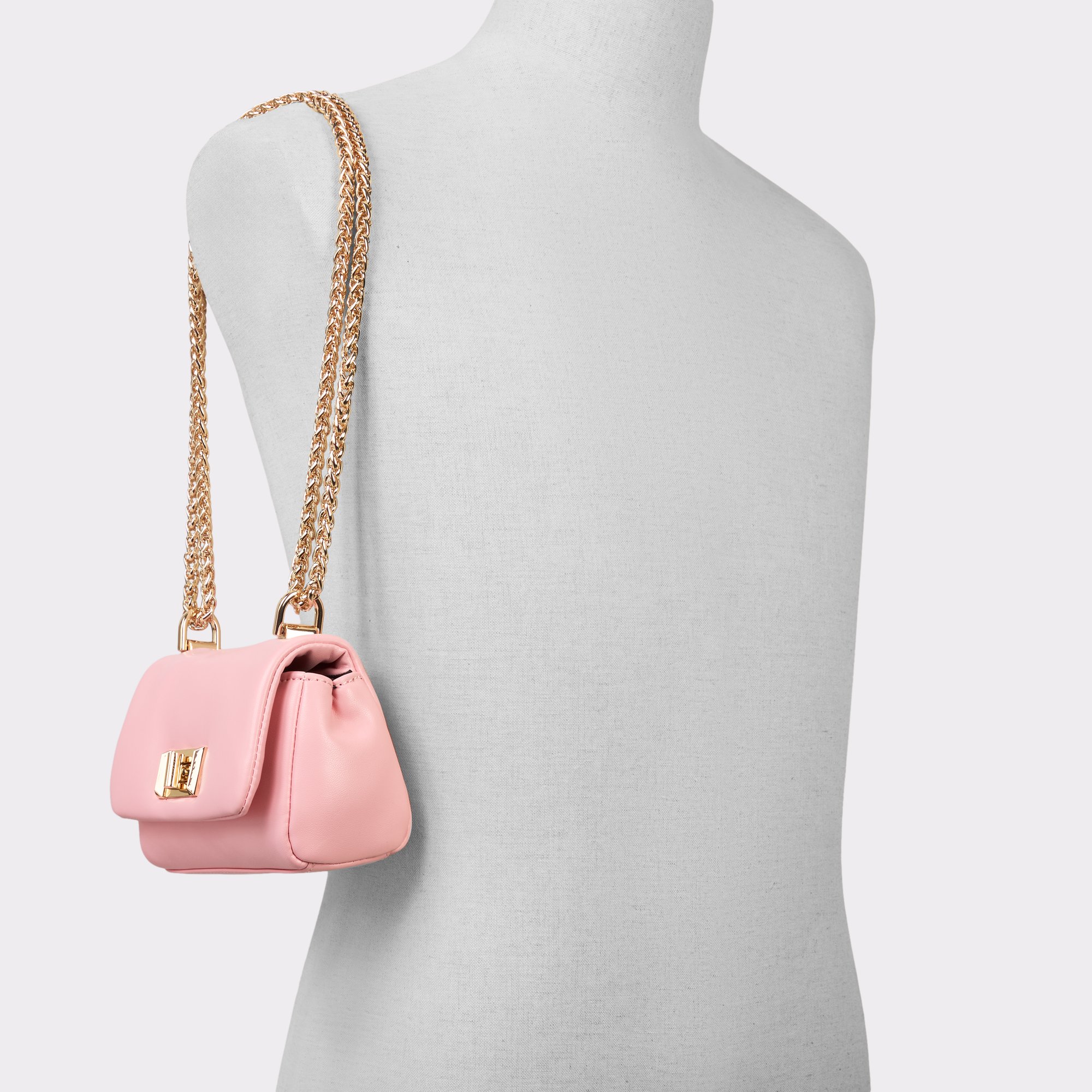 新作登場★【ALDO】Ledia クロス ボディ バッグ Ledia Black Women's Crossbody Bags | ALDO US