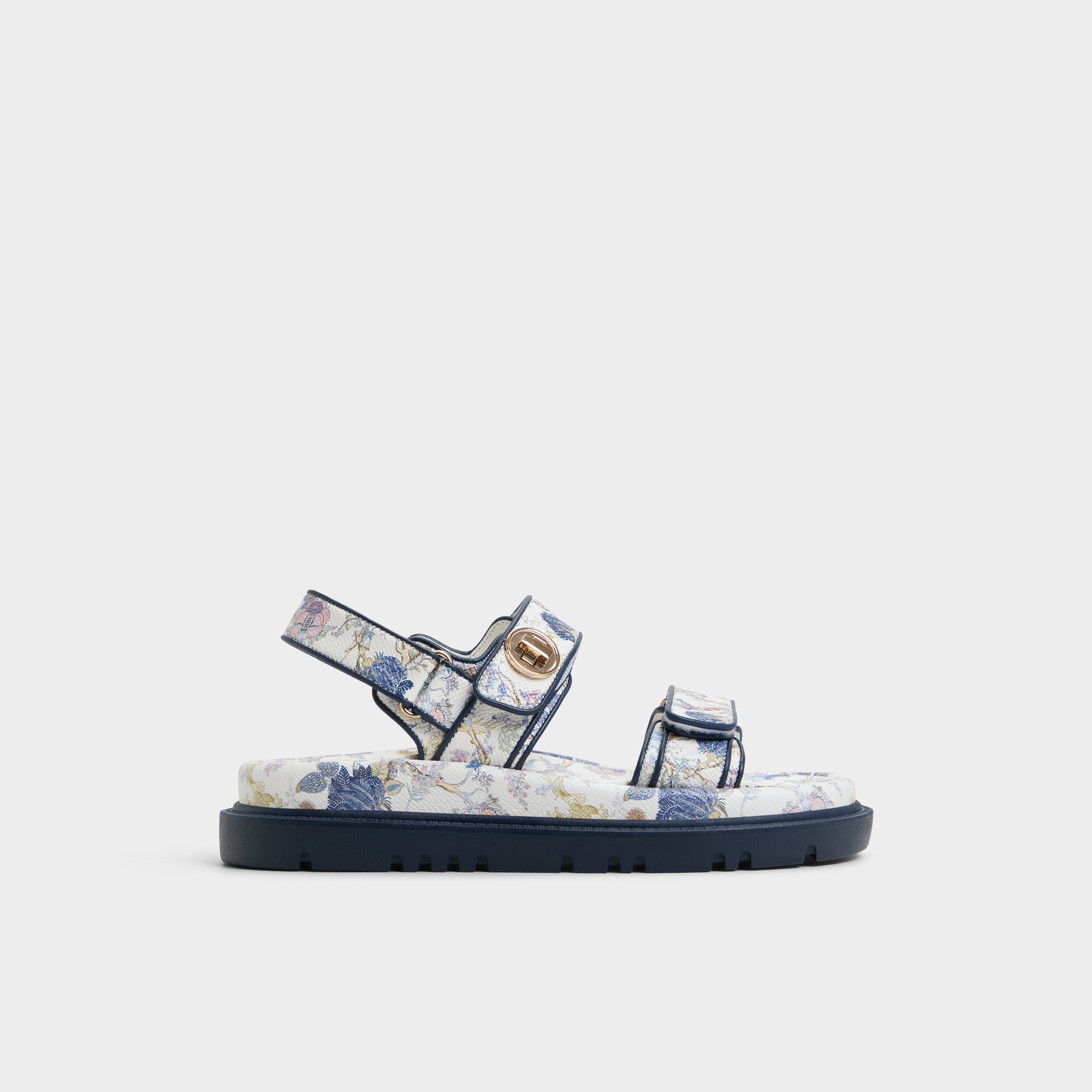 【ALDO】軽量・ベルクロ☆Linette☆フットベッド・サンダル Linette Black Women's Footbed sandals | ALDO US