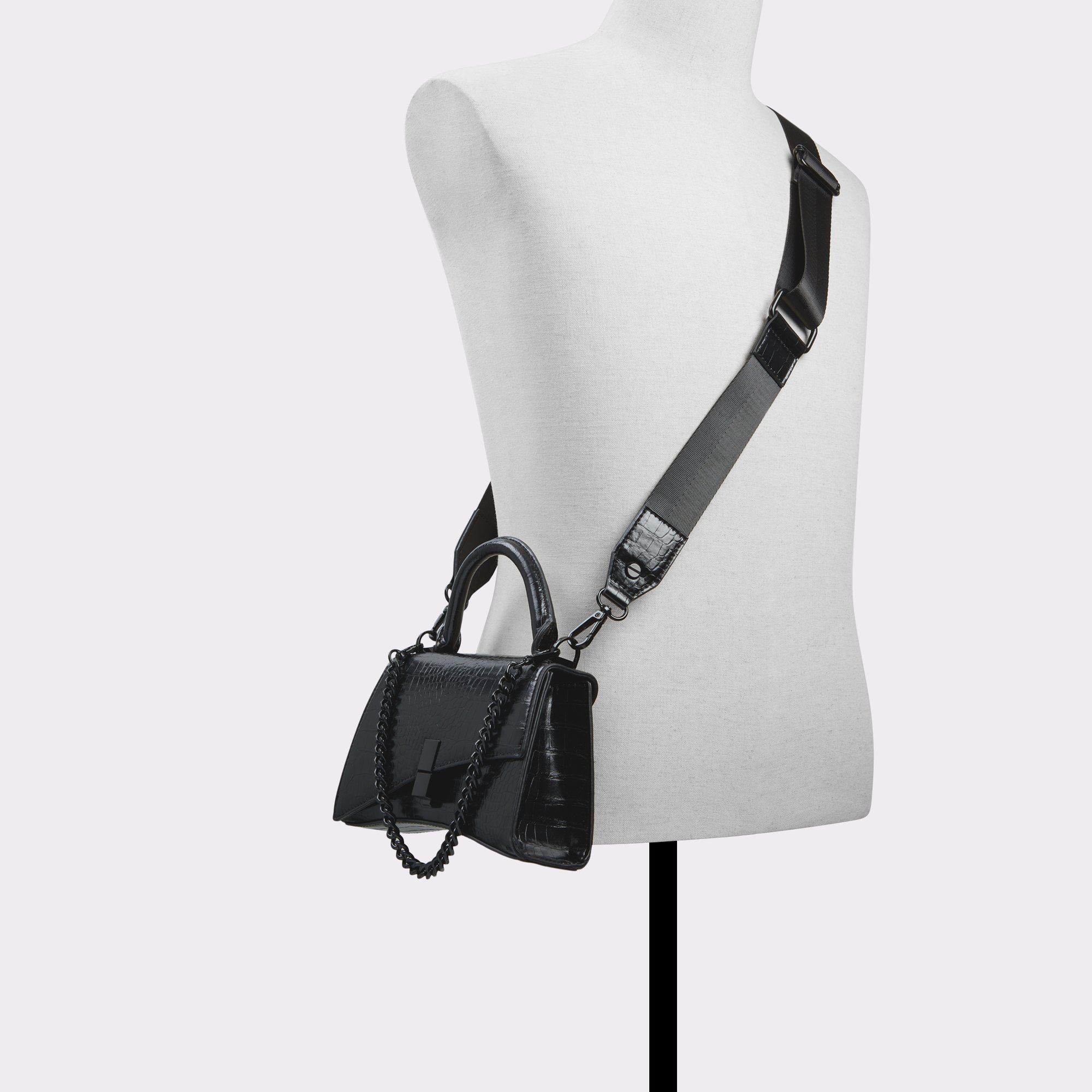 Lucenaax Black/Black Women's Top Handle Bags | ALDO Canada