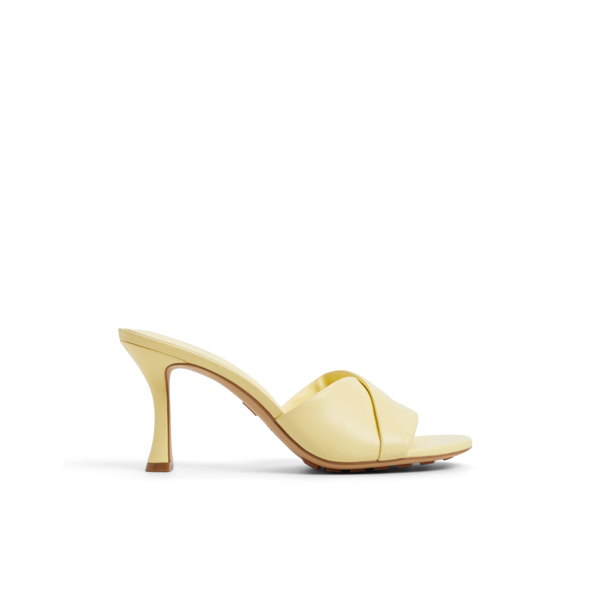 Aldo Lyhanna In Yellow