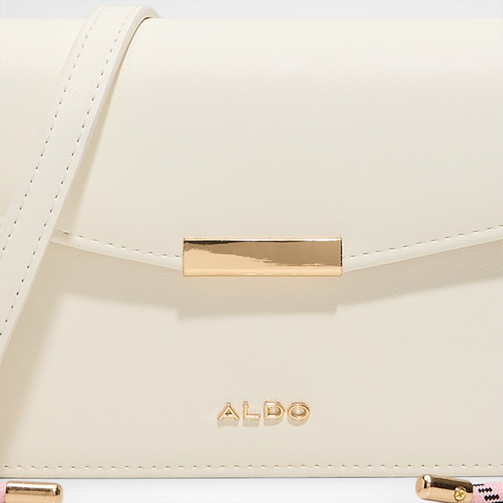 Mantan cartera de mujer