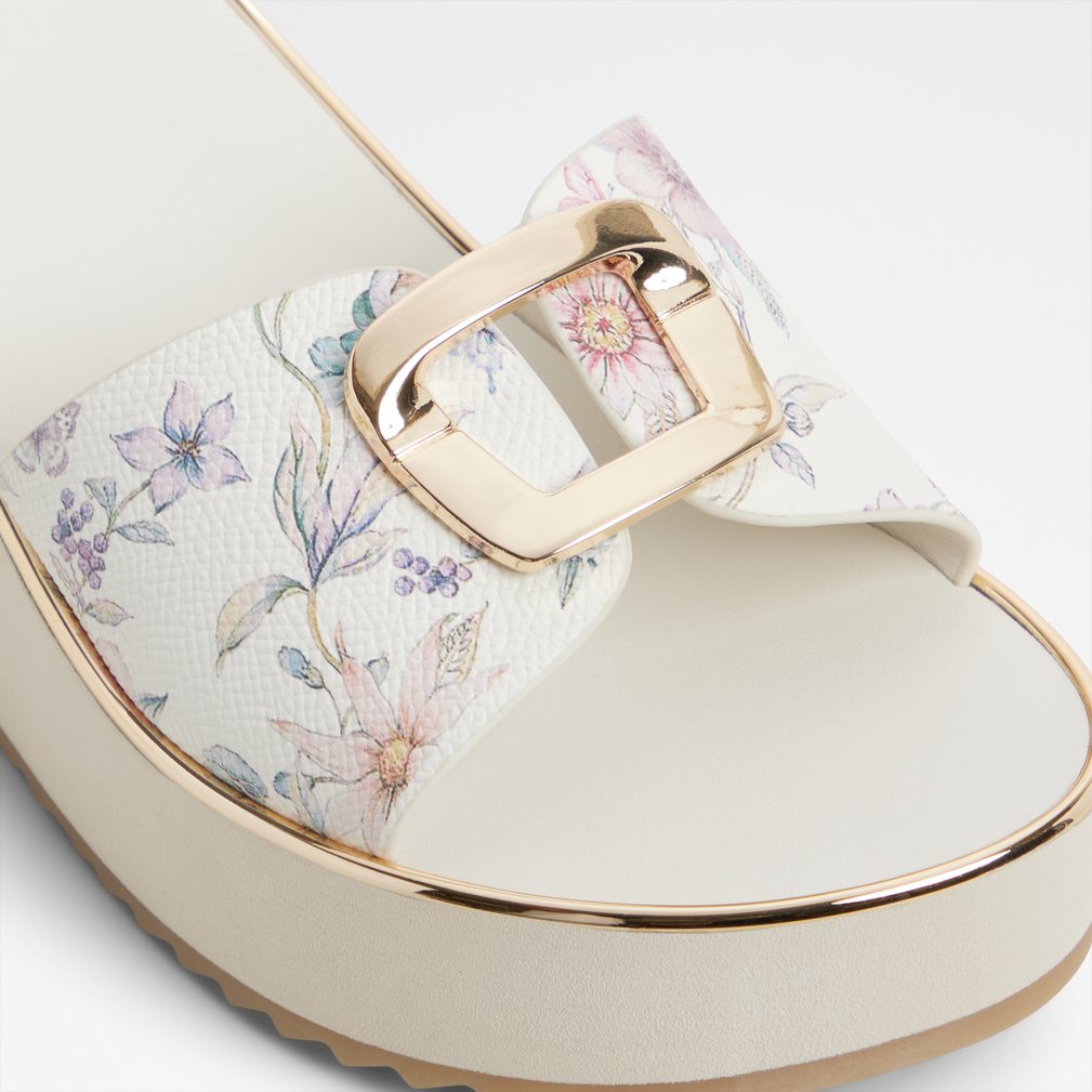 Menhaden sandalia de mujer