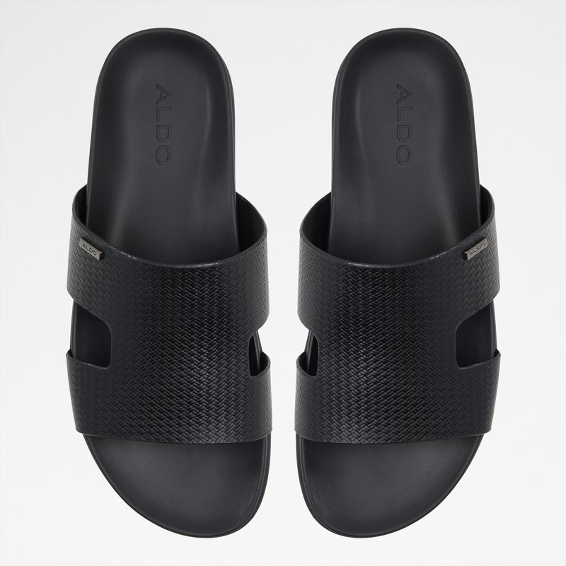 Store Hërme black slippers, size 9.5 Sandals