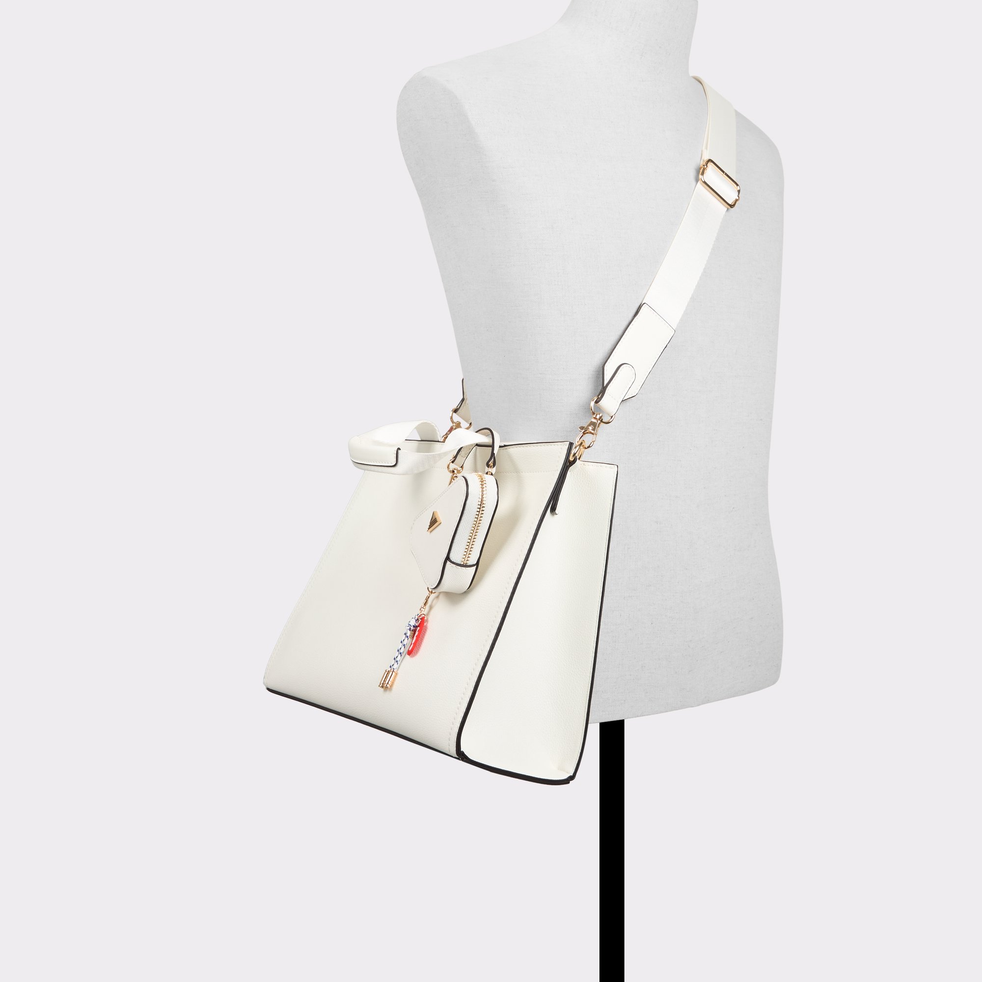 Mtl72totex Blanc Femmes Sacs fourre-tout | ALDO Canada