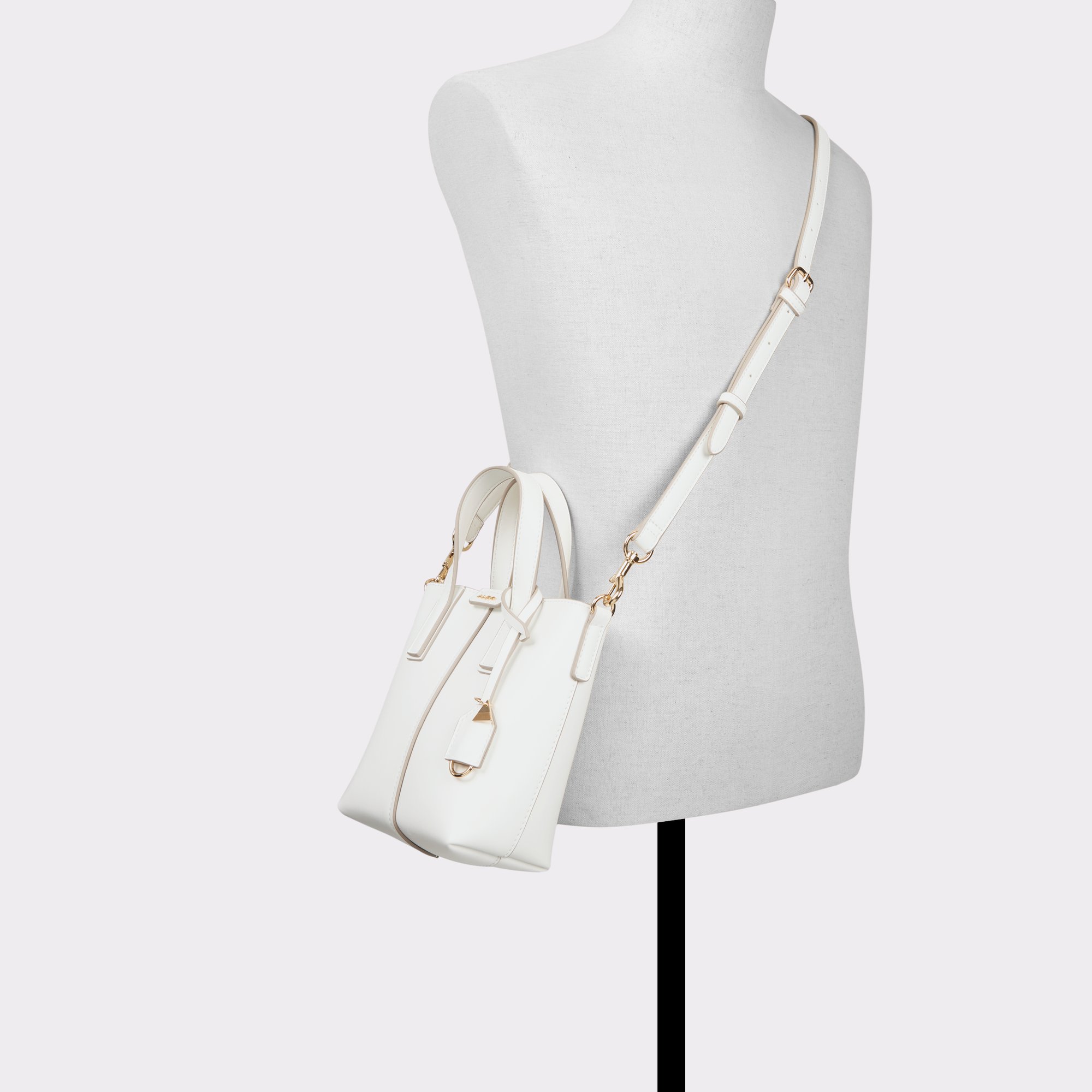 Nanodar Blanc Femmes Sacs fourre-tout | ALDO Canada