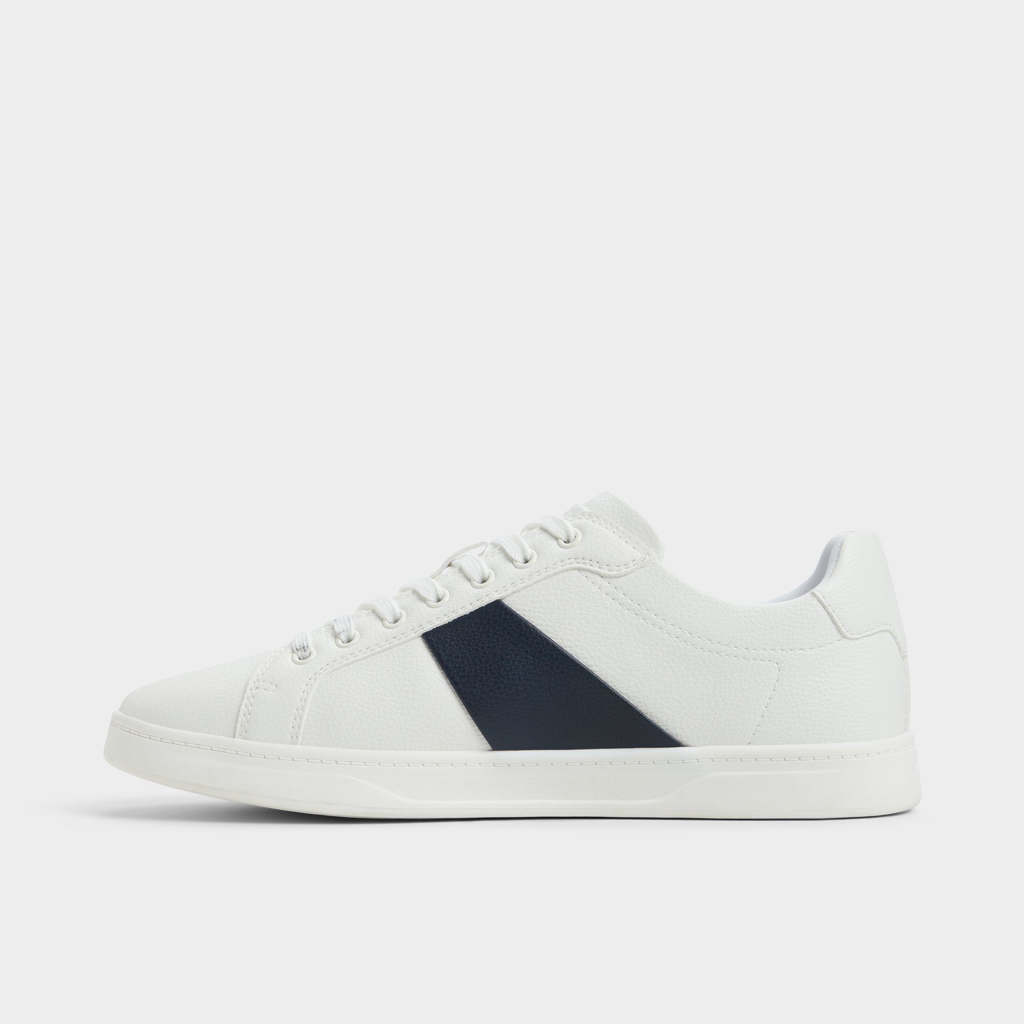 Ozzy Blanc/Marine Hommes Sneakers bas | ALDO Canada
