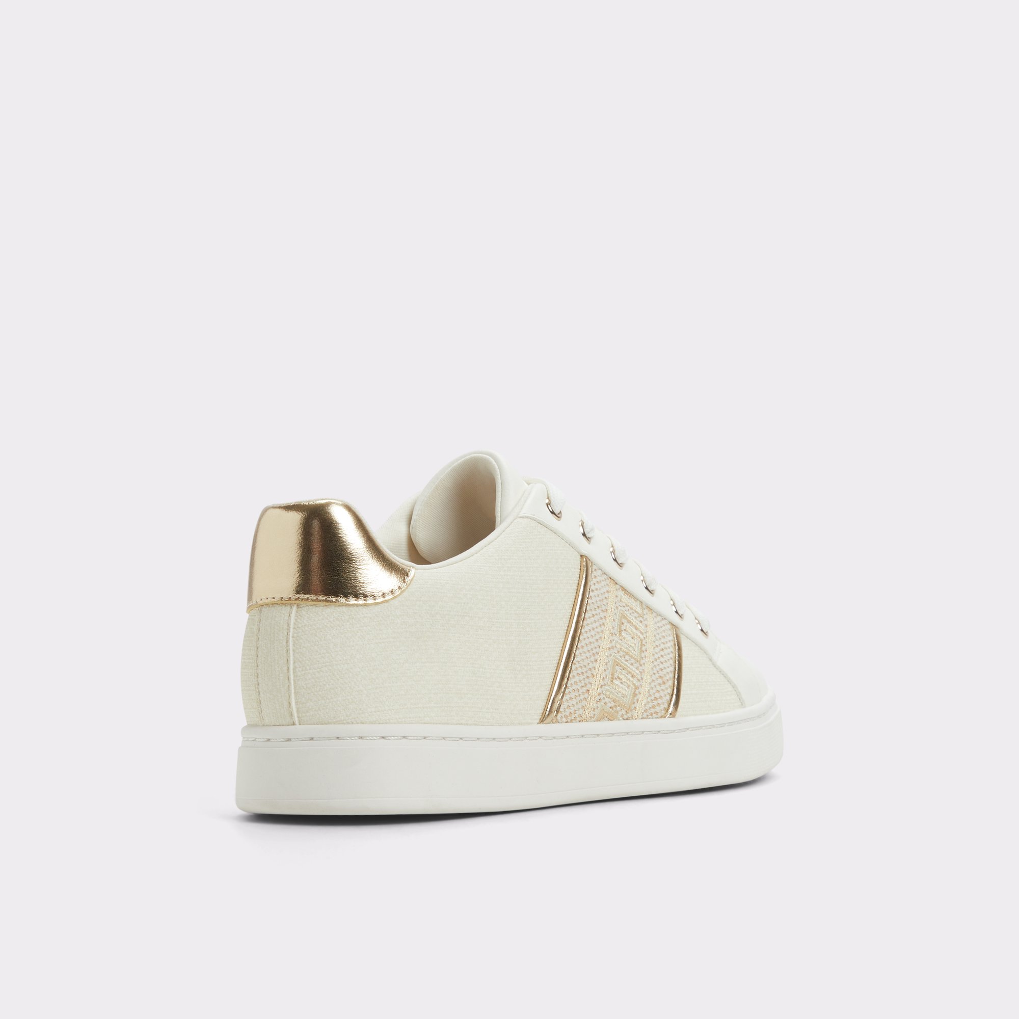 【ALDO アルド】GAOLDAN レディーススニーカー スタッズ ALDO(アルド) スニーカー(レディース) - 海外通販のBUYMA